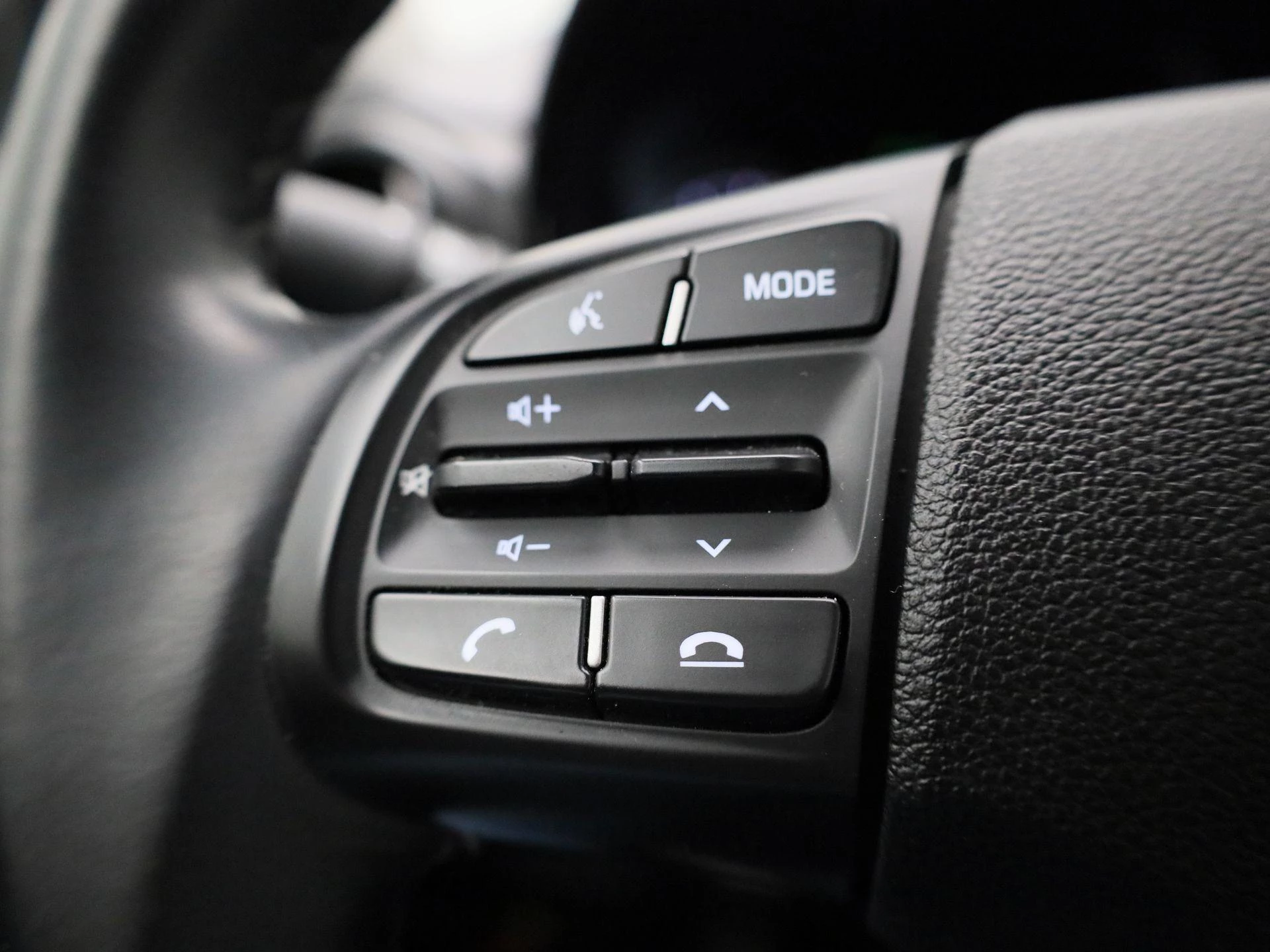 Hyundai-i10-image-17