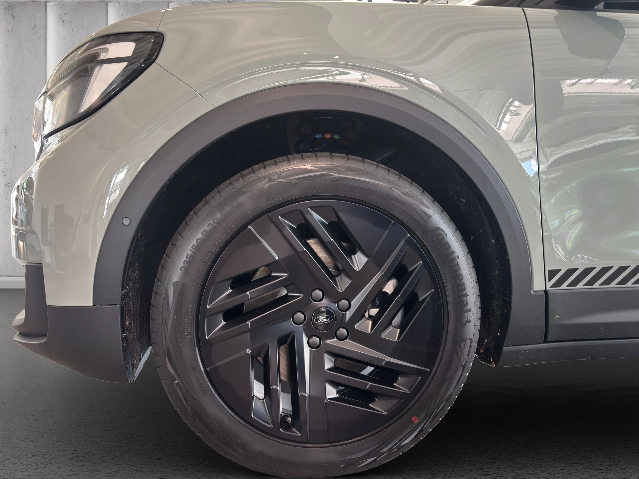 Ford Explorer Collection Dualmotor Extended R. 77kWh AWD Collecti Sports Utility Vehicle. 250 kW. 5-türig