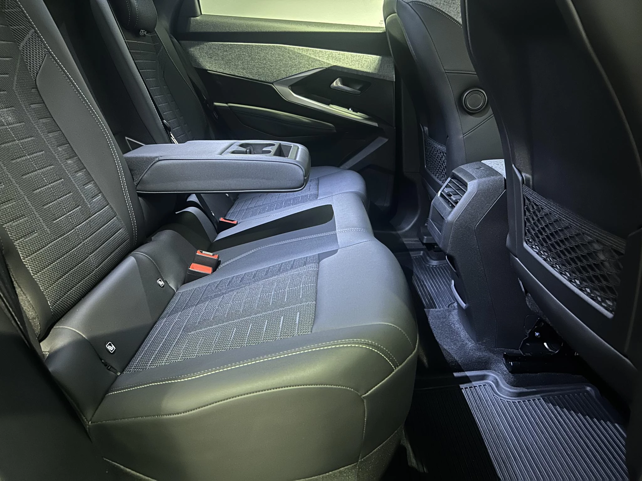 Peugeot 3008 1.2 Hybrid 136 GT