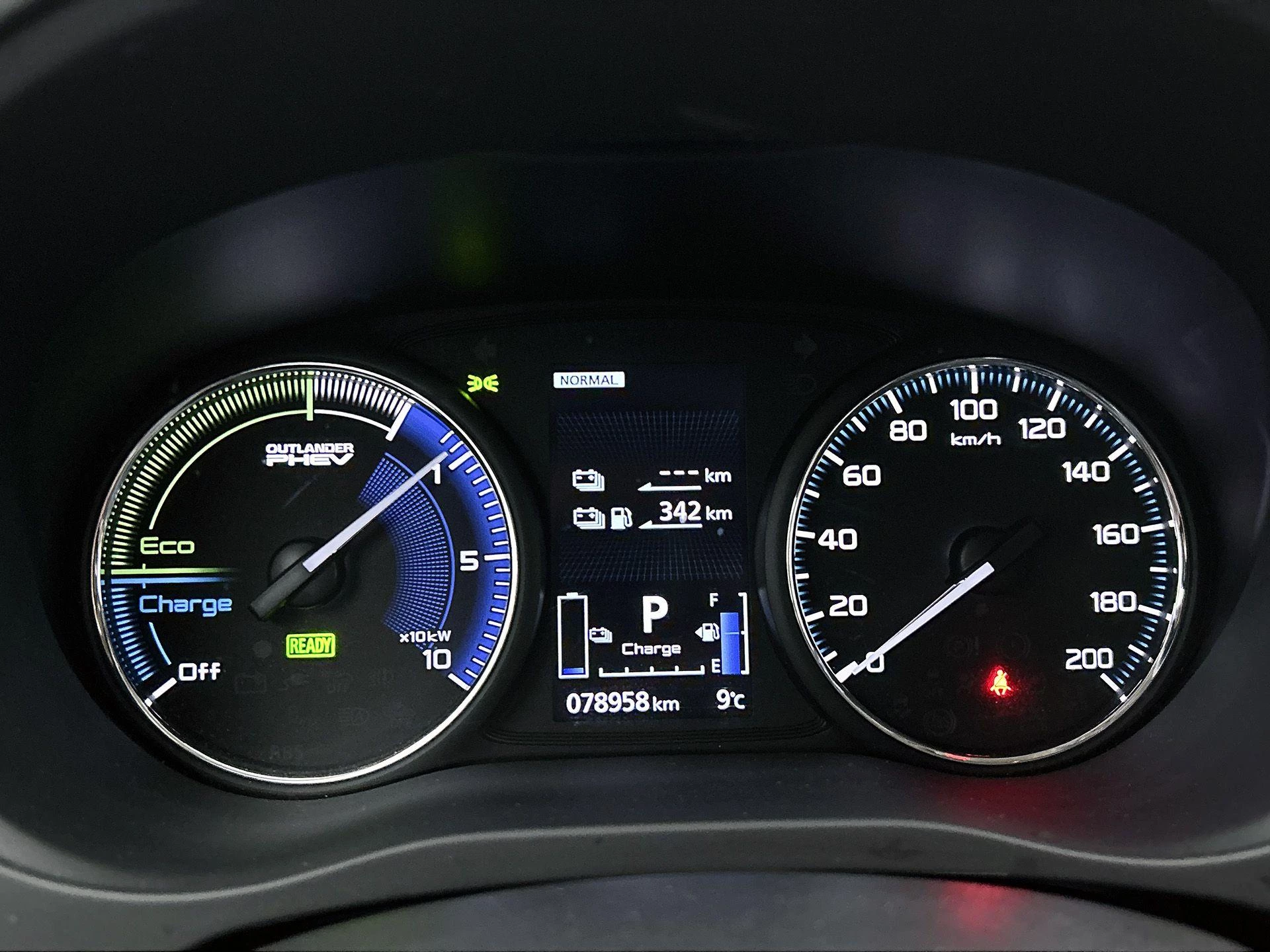 Mitsubishi-Outlander-image-20