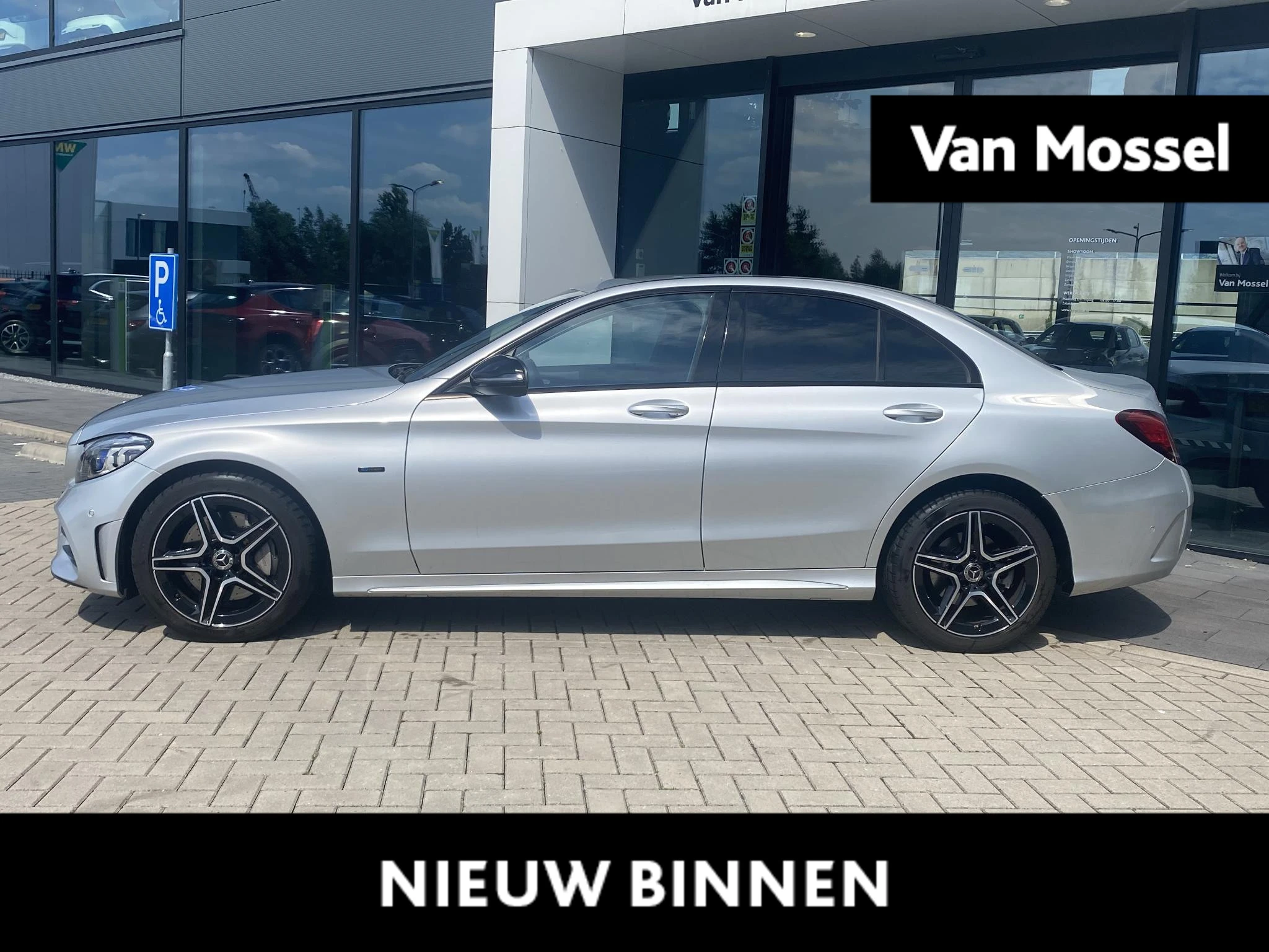 Mercedes-Benz C-Klasse 300 de Advantage Pack