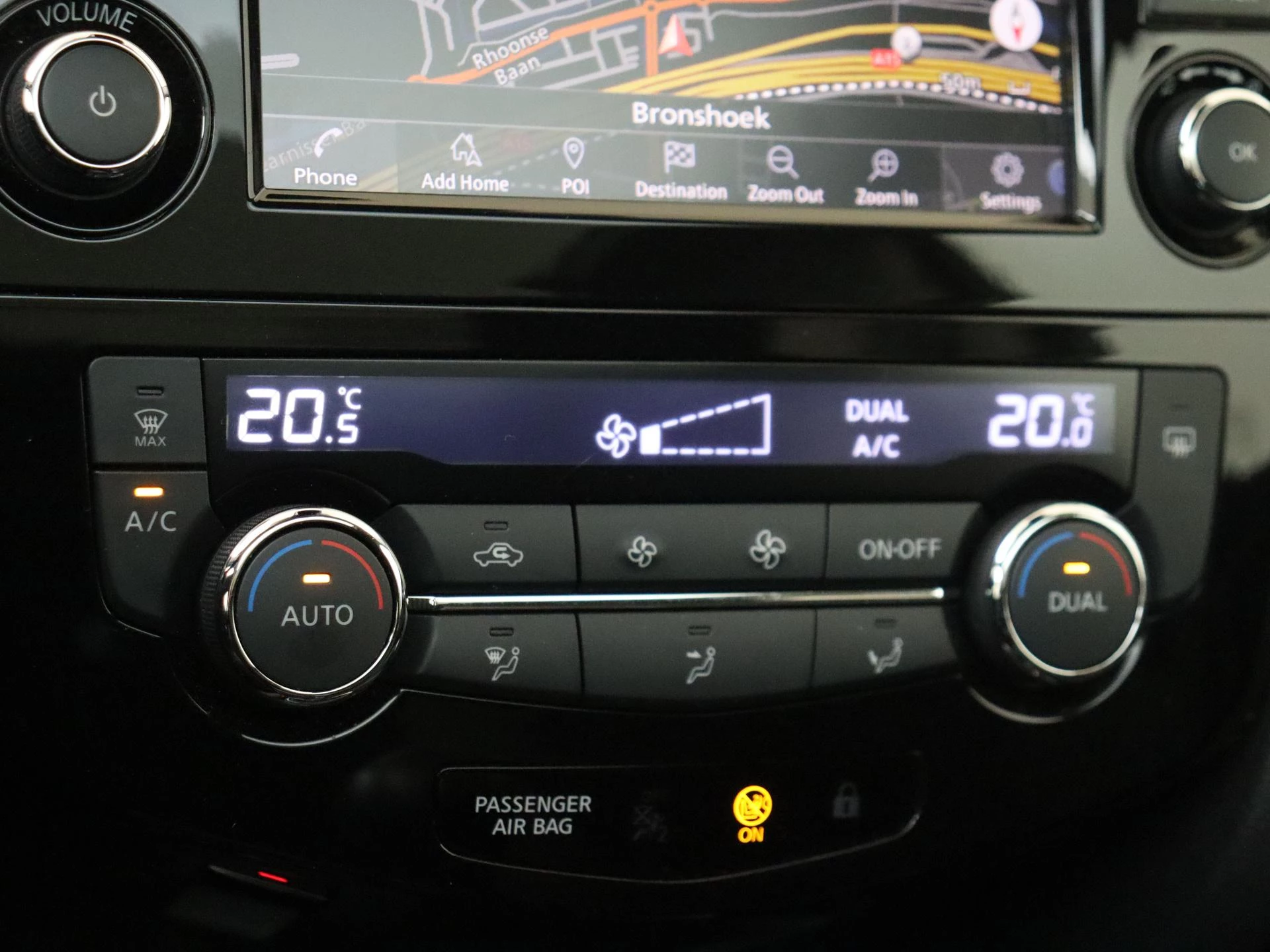 Nissan-QASHQAI-image-18