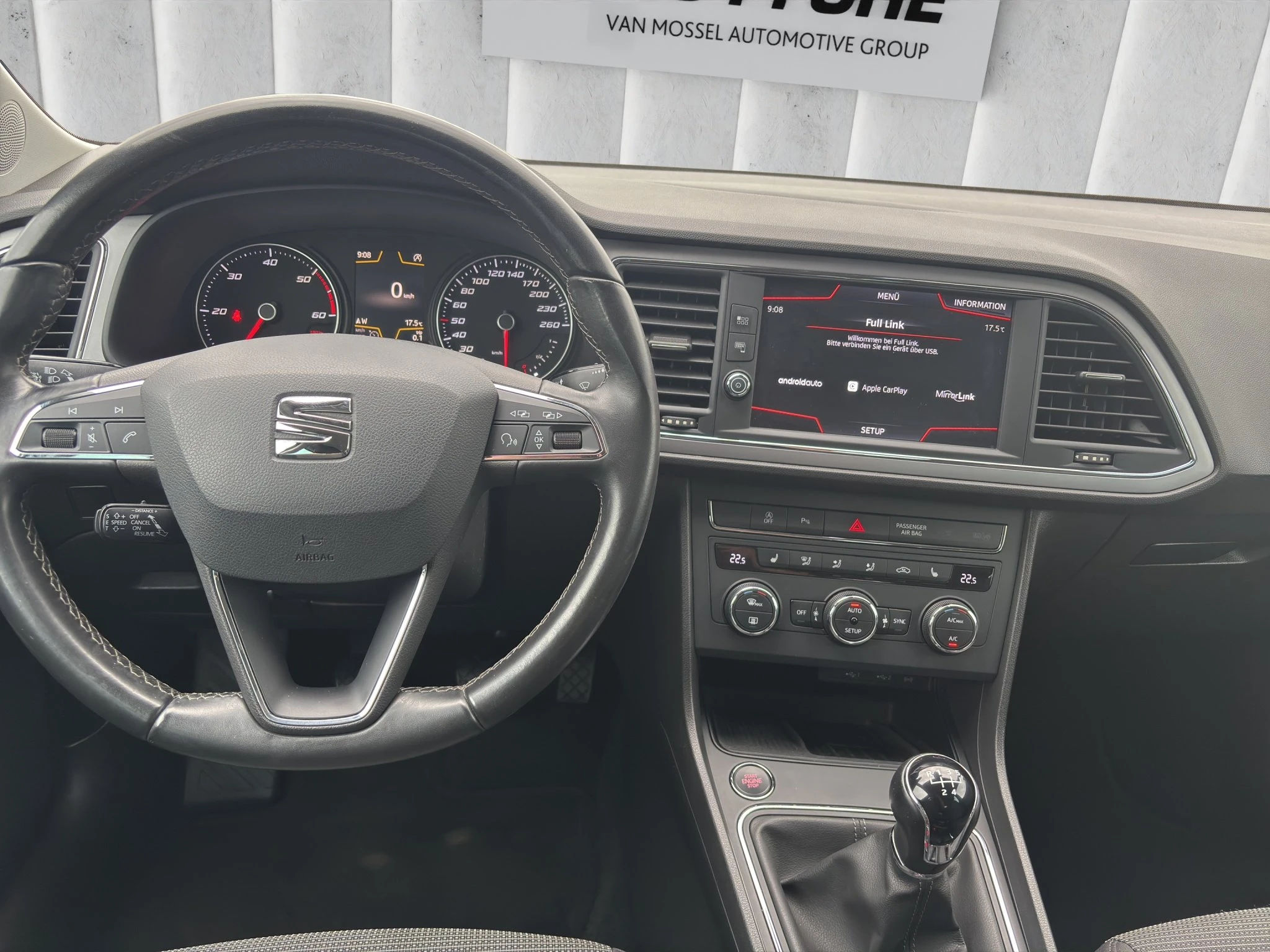 SEAT-Leon-image-11
