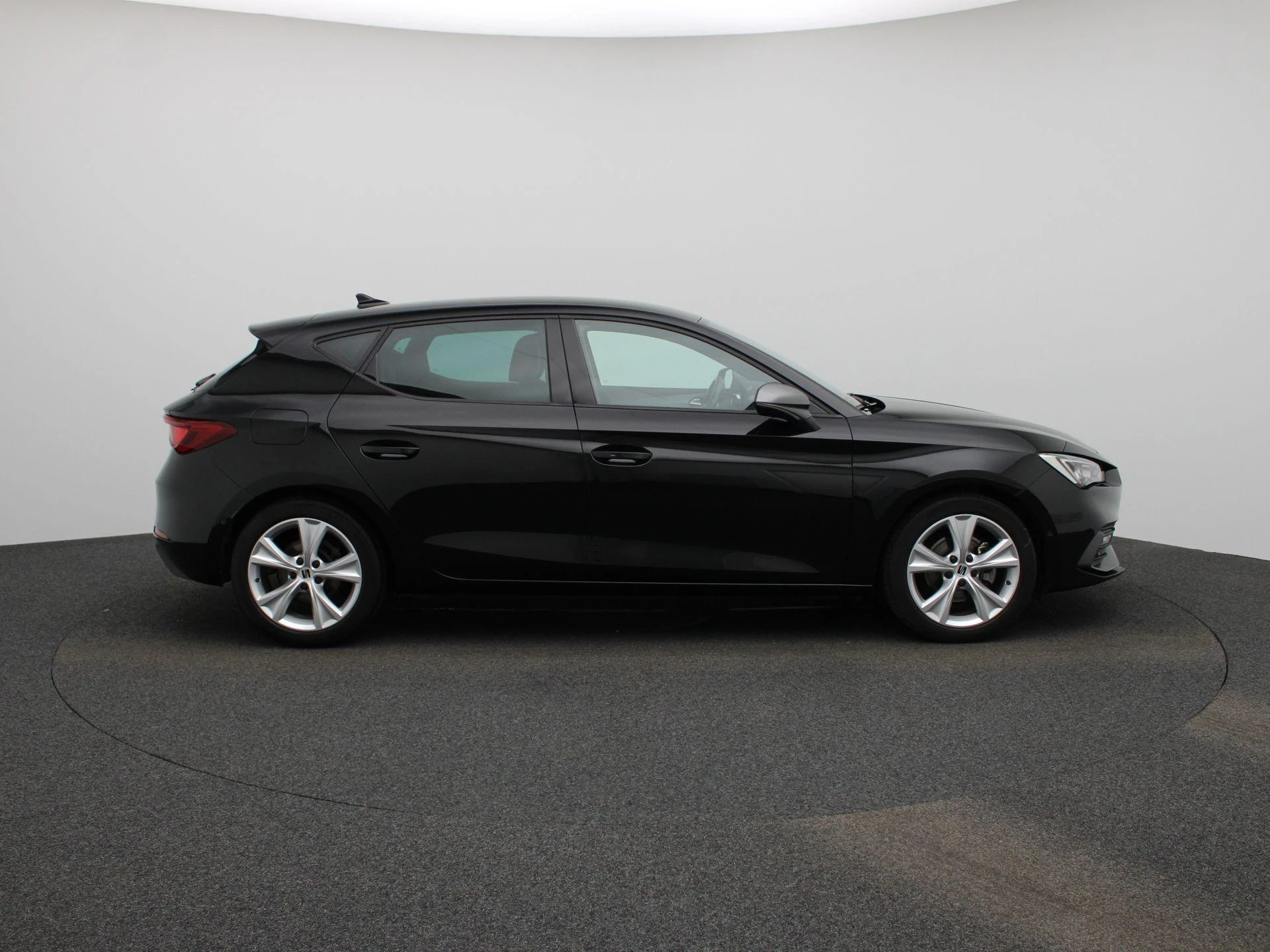 SEAT-Leon-image-7