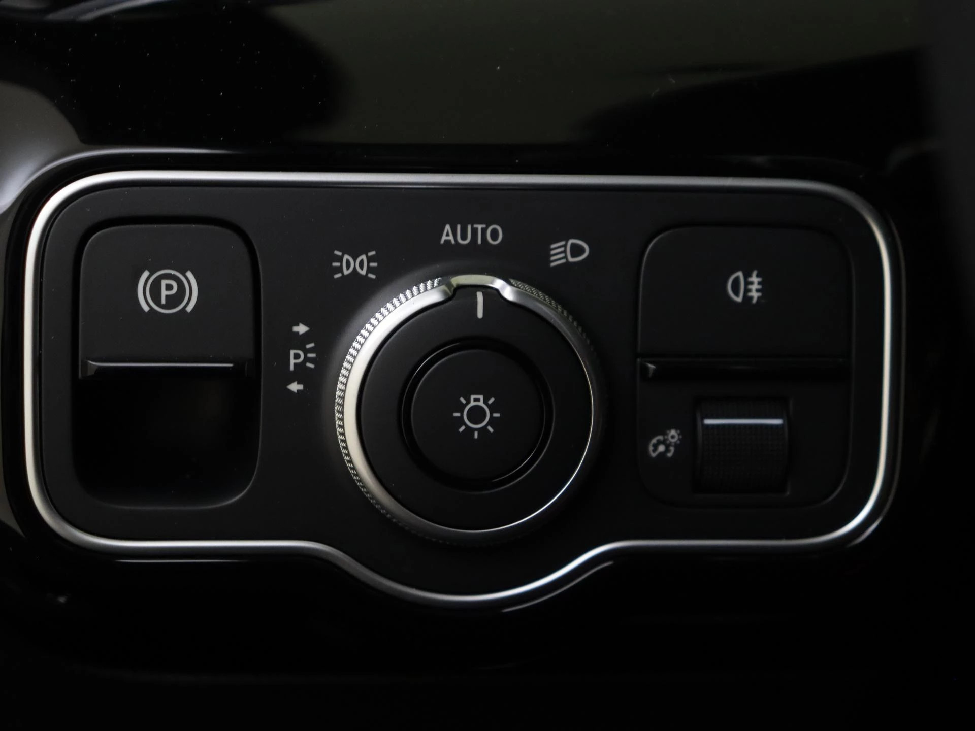 Mercedes-Benz-A-Klasse-image-28