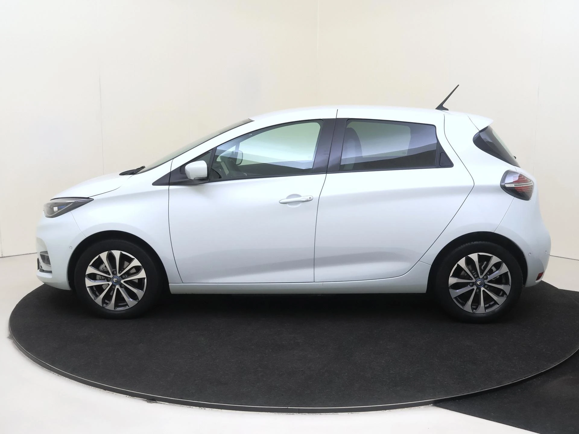 Renault-ZOE-image-7