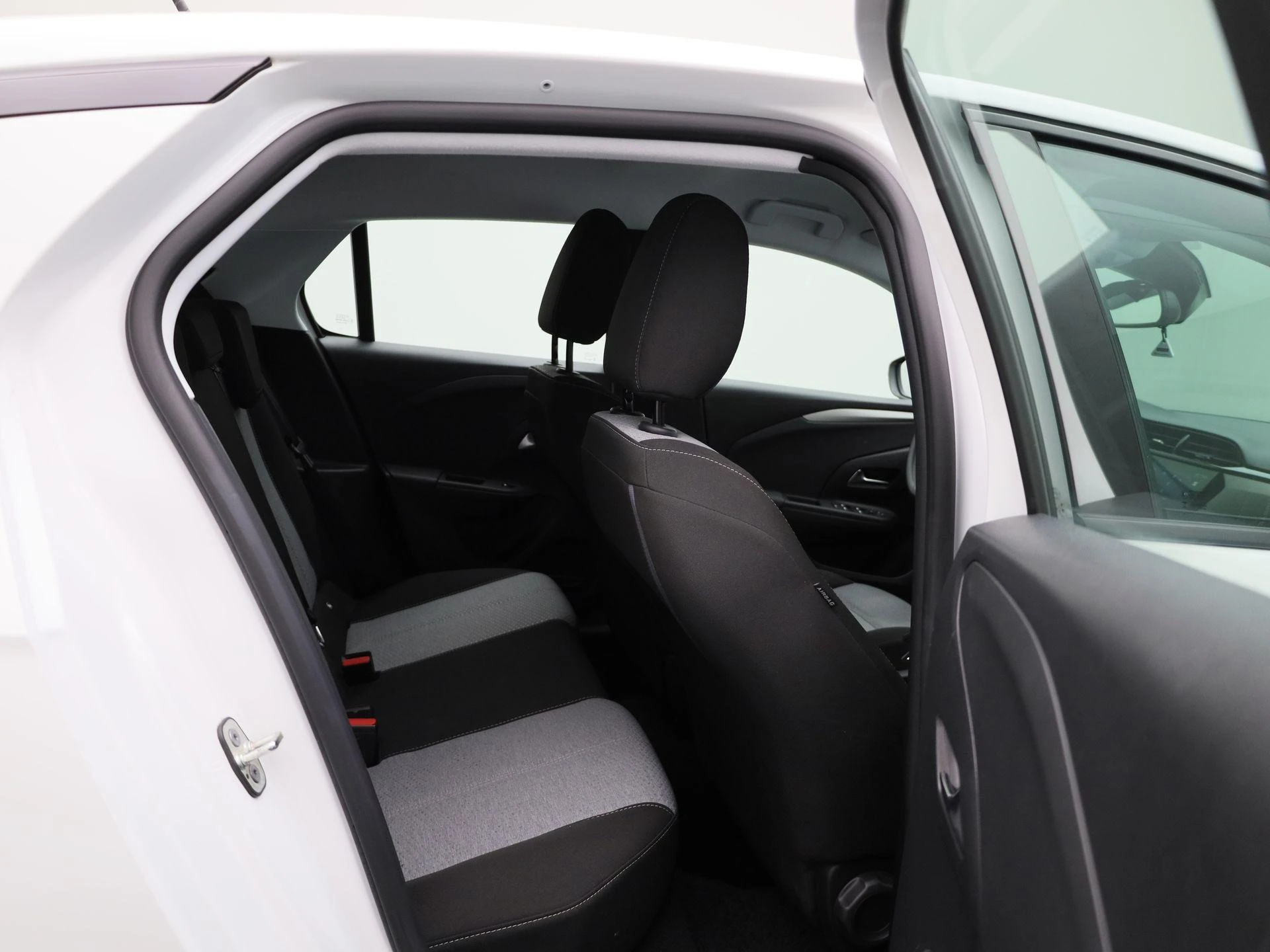 Opel-Corsa-image-30