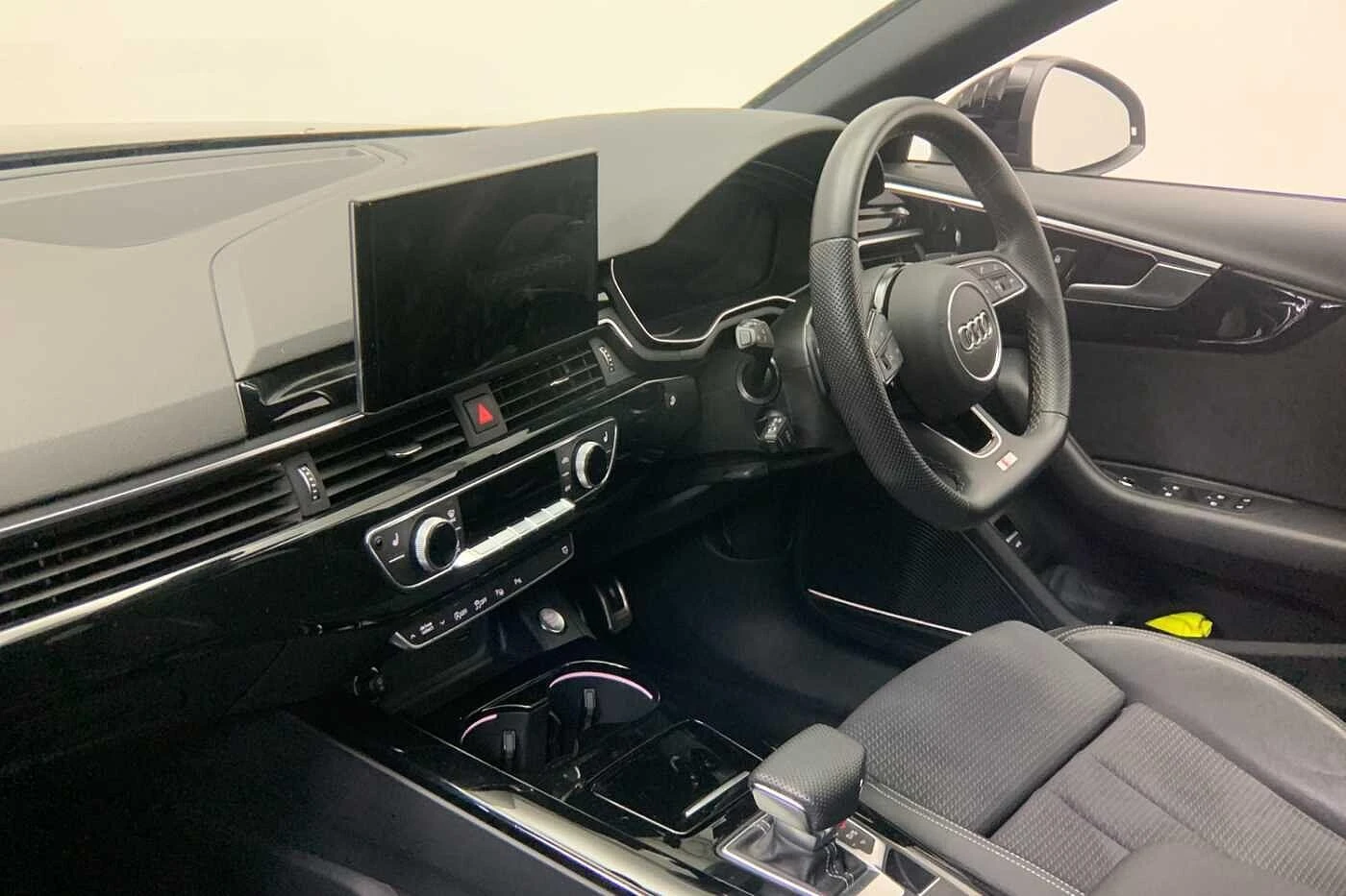 Audi-A4-image-11