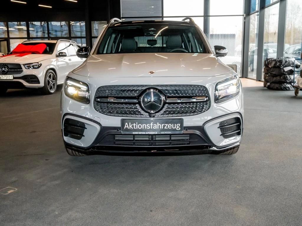 Mercedes-Benz-GLB 200 d-image-2