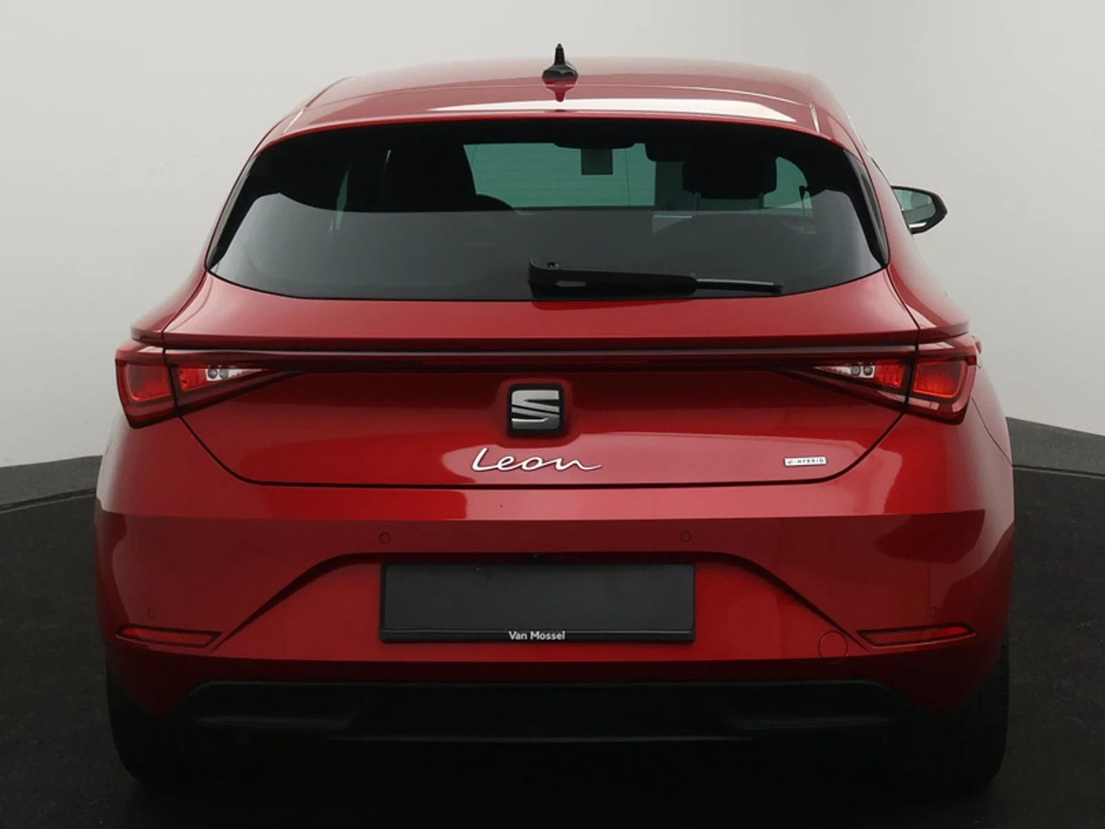 SEAT Leon e-Hybrid (PHEV) Leon e-Hybrid 1.4 Xcellence D204PK *AUTOMAAT*VIRTUAL COCKPIT*LEDER*CAMERA*PDC*CRUISE*KEYLESS GO*NAVI*APP-CONNECT*...*