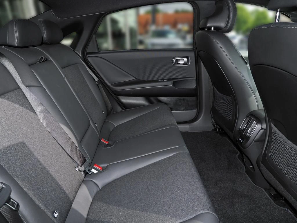 Hyundai-IONIQ 6-image-13