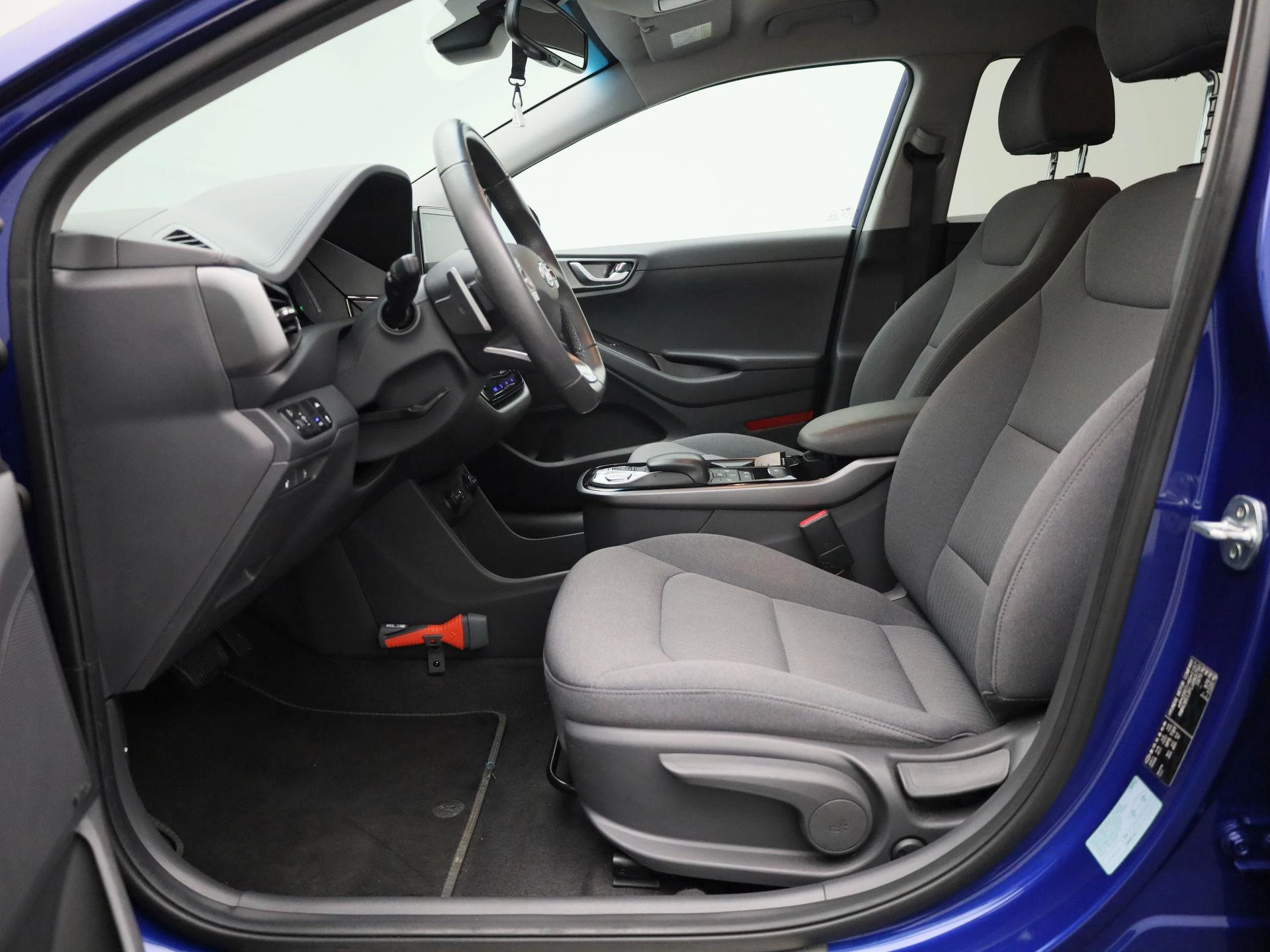 Hyundai-IONIQ-image-10