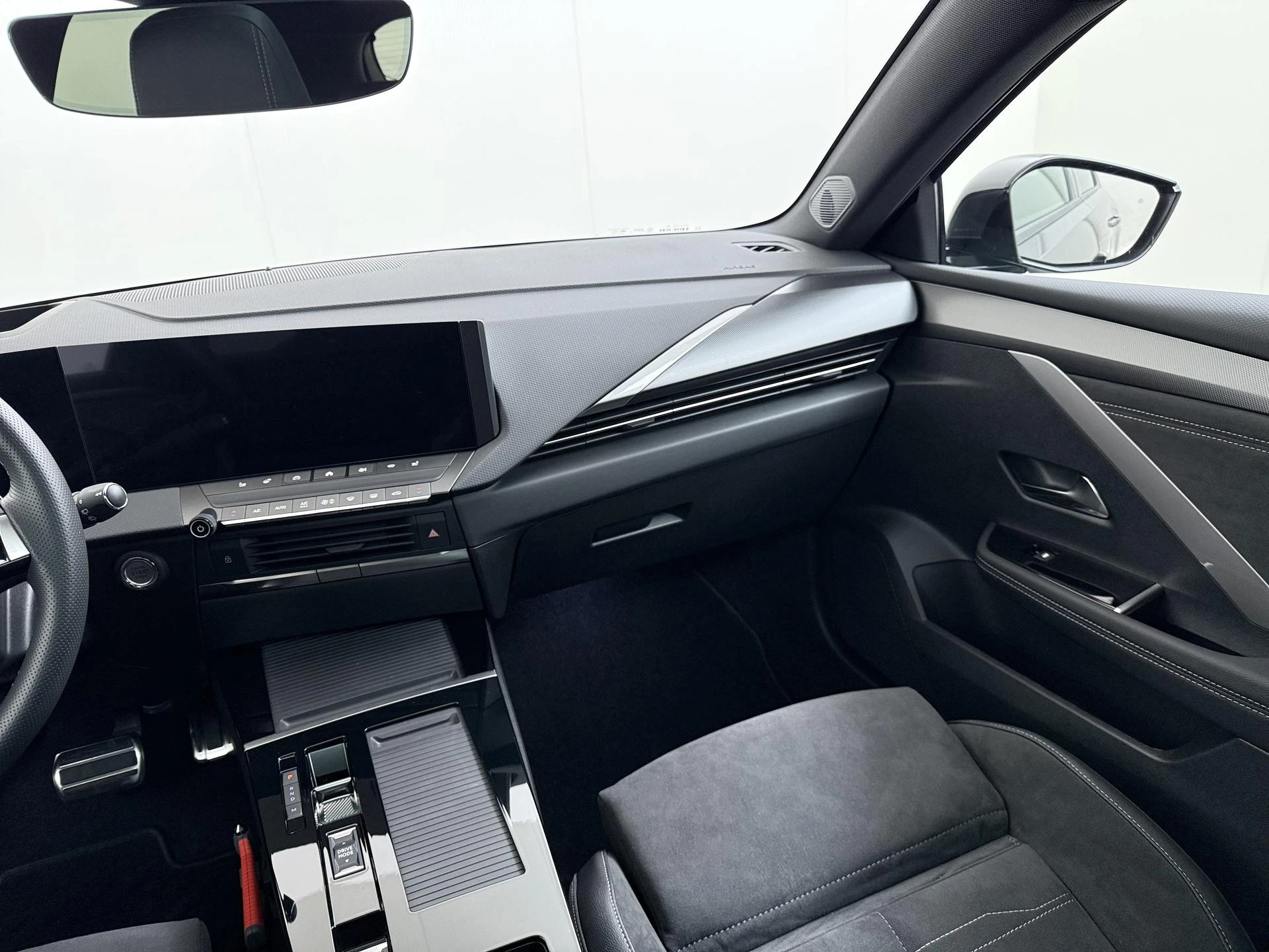 Opel-Astra-image-20