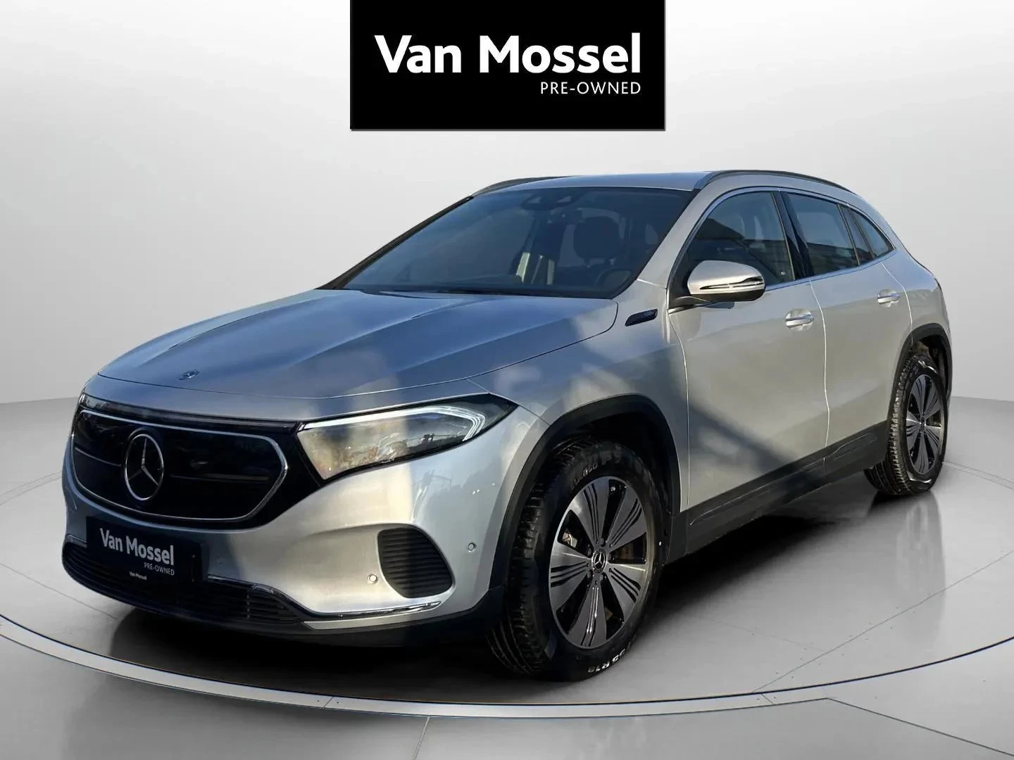 Mercedes-Benz-EQA-image-0