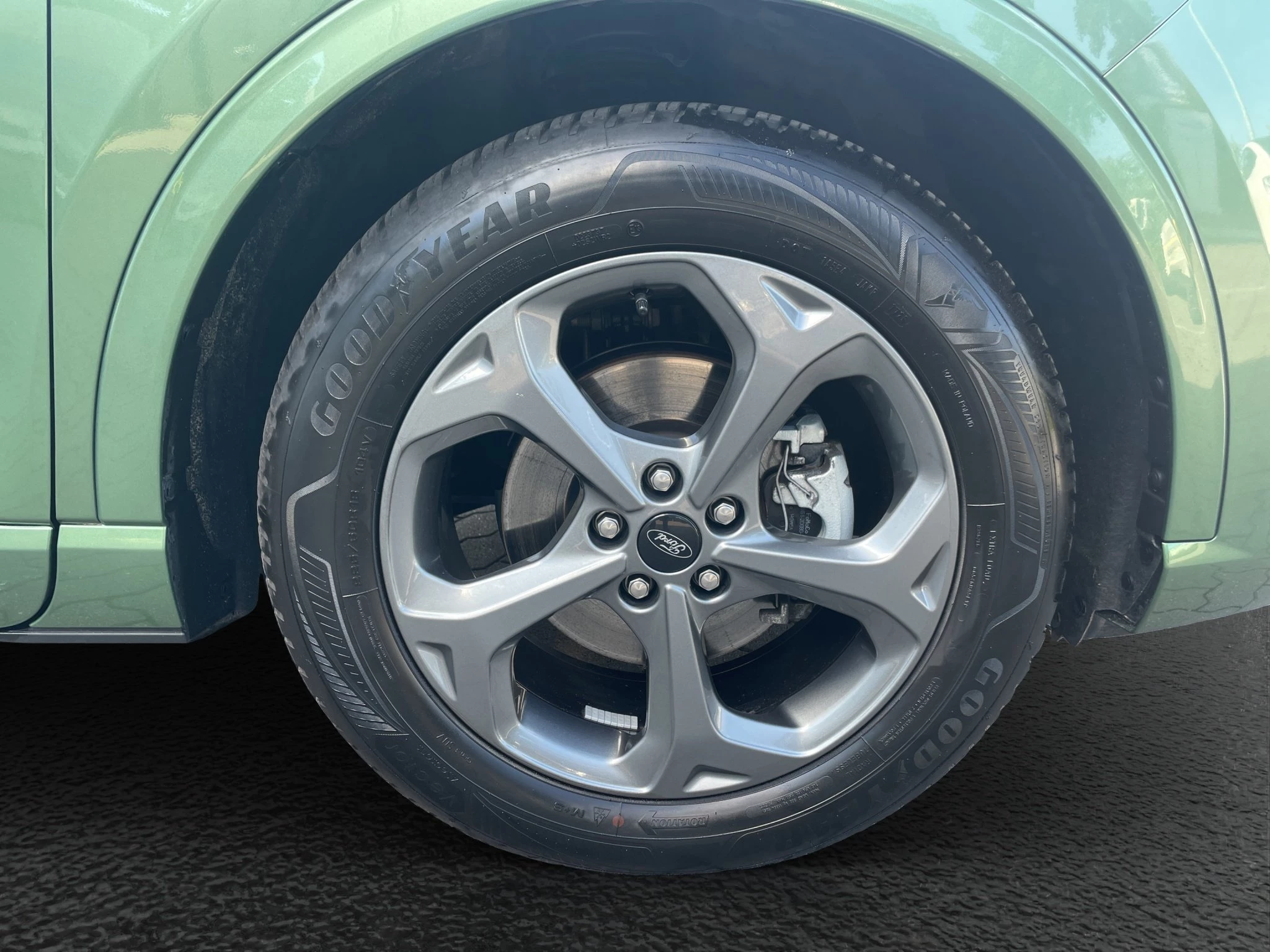 Ford Kuga ST-Line Aut.*PANO*KAM*LED-MATRIX*NAVI*GRA*WINTER-PKT.