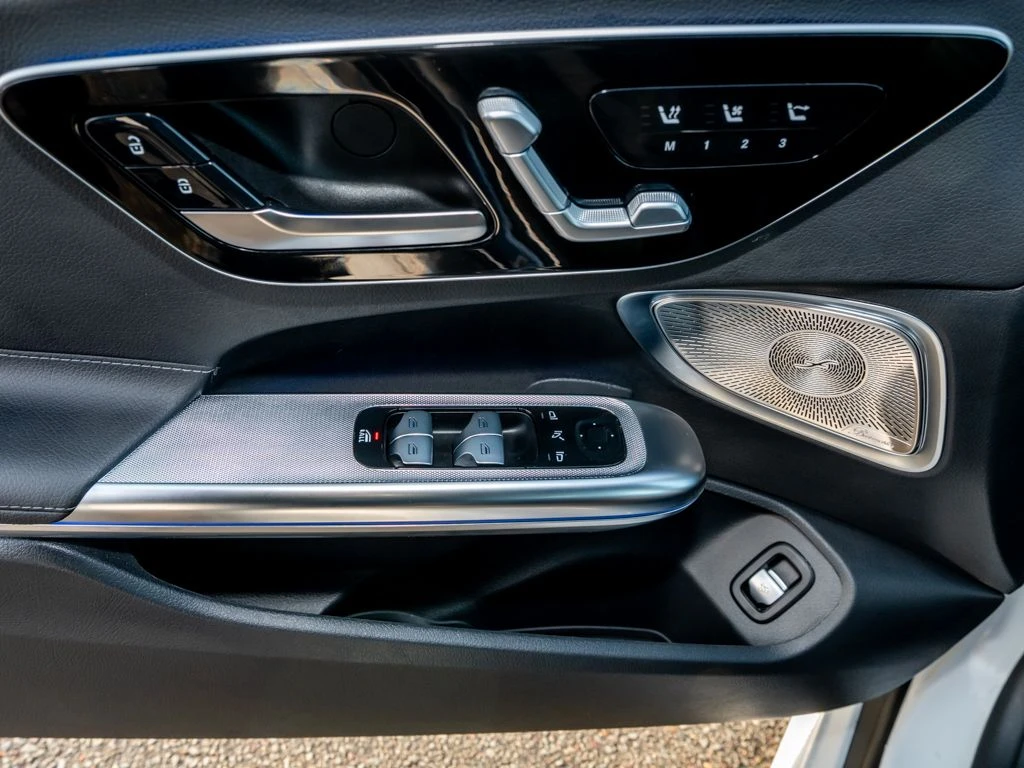 Mercedes-Benz-CLE 220 d-image-13