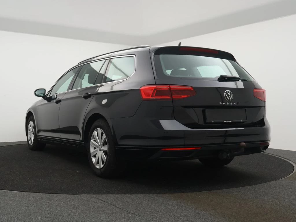 Volkswagen Passat Variant Passat Variant Style 'Business' 2.0 TDI 122PK *AUTOMAAT*NAVI*TREKHAAK*CAMERA*PDC*KEYLESS*CRUISE*...*