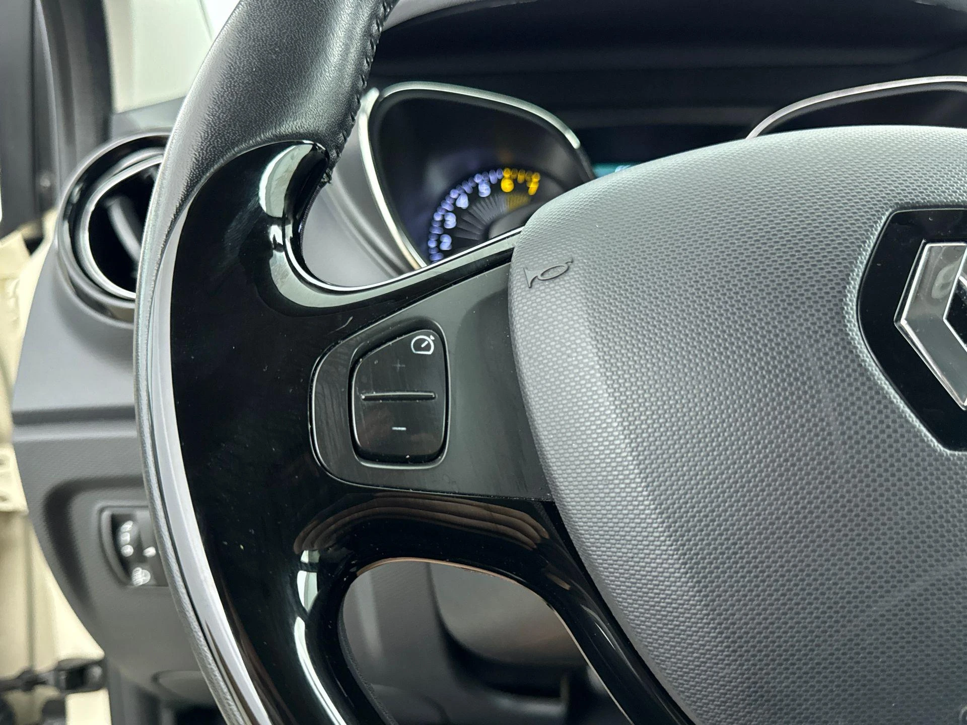 Renault Captur 1.2 TCe Dynamique 120PK