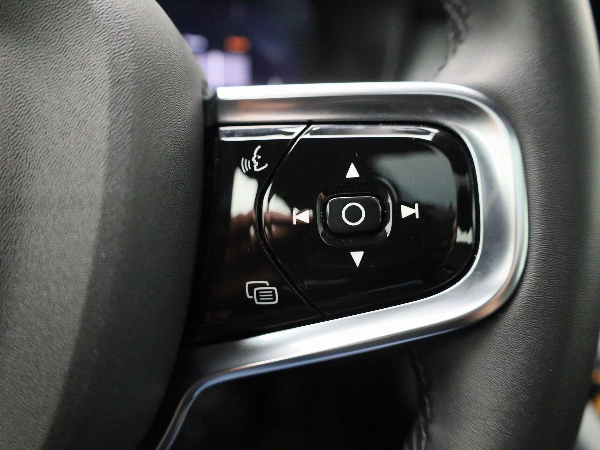 Polestar-2-image-18