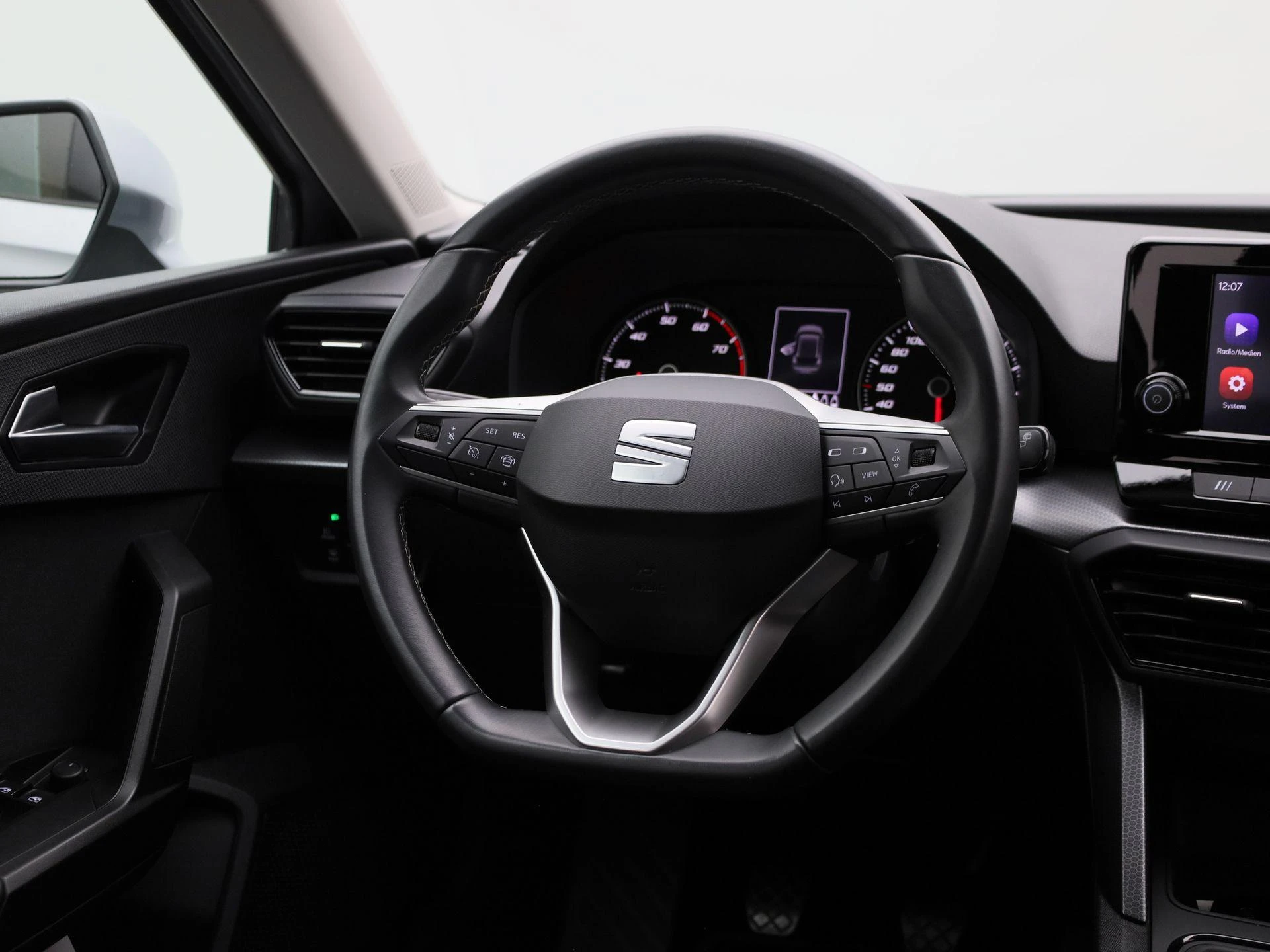 SEAT-Leon-image-9