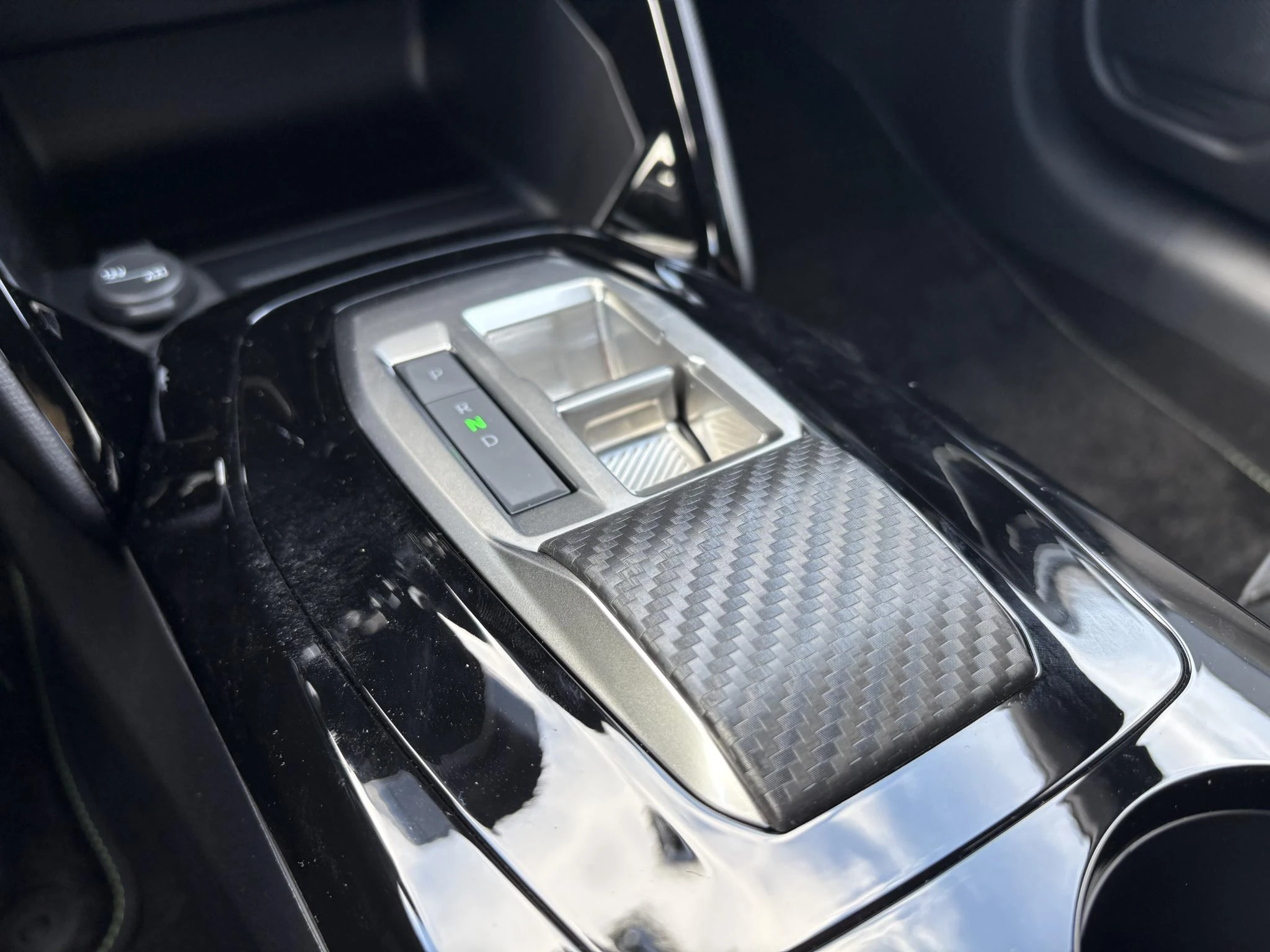 Peugeot-208-image-21