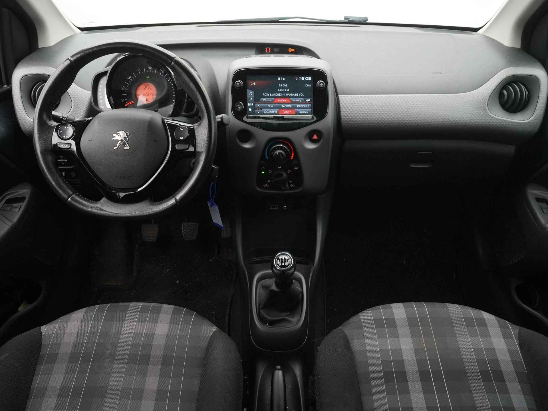 Peugeot-108-image-6