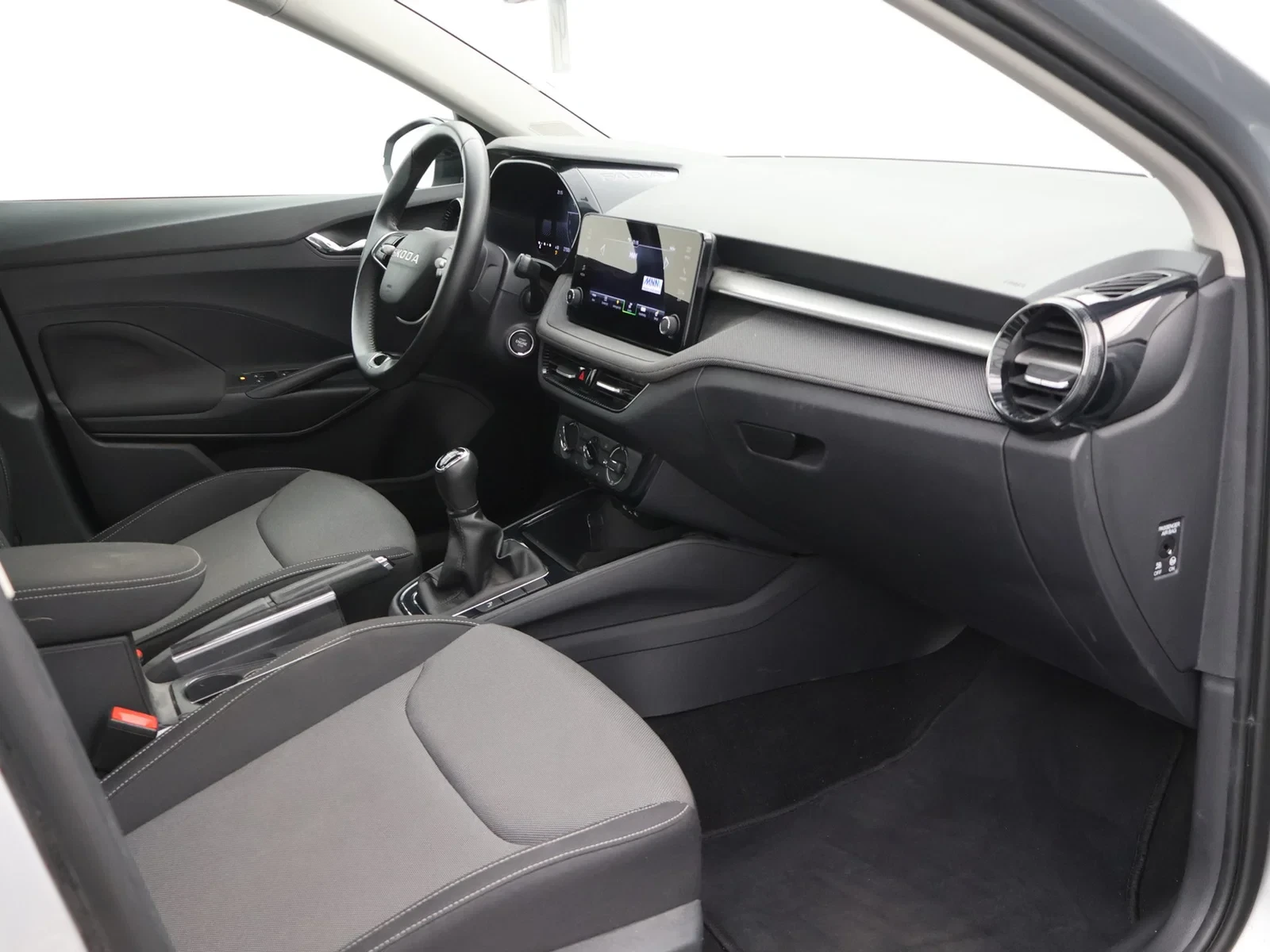 Škoda Fabia Fabia Selection 1.0i 80PK *VIRTUAL COCKPIT*CAMERA*PDC*APP-CONNECT*PDC*CRUISE*...*