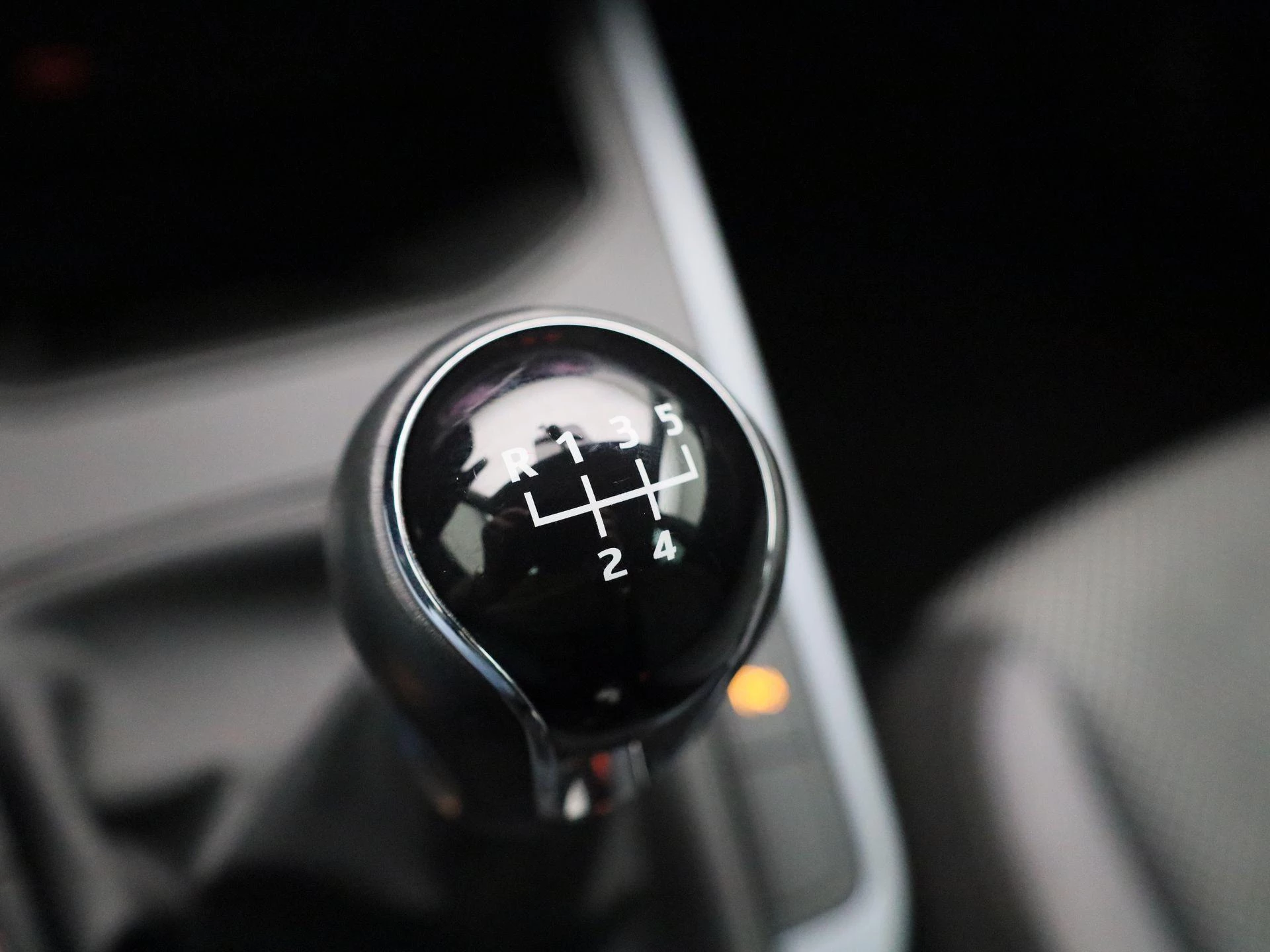 SEAT-Arona-image-22