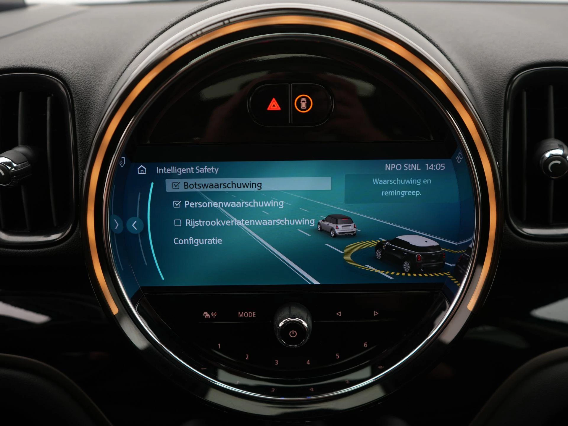 MINI-Countryman-image-17