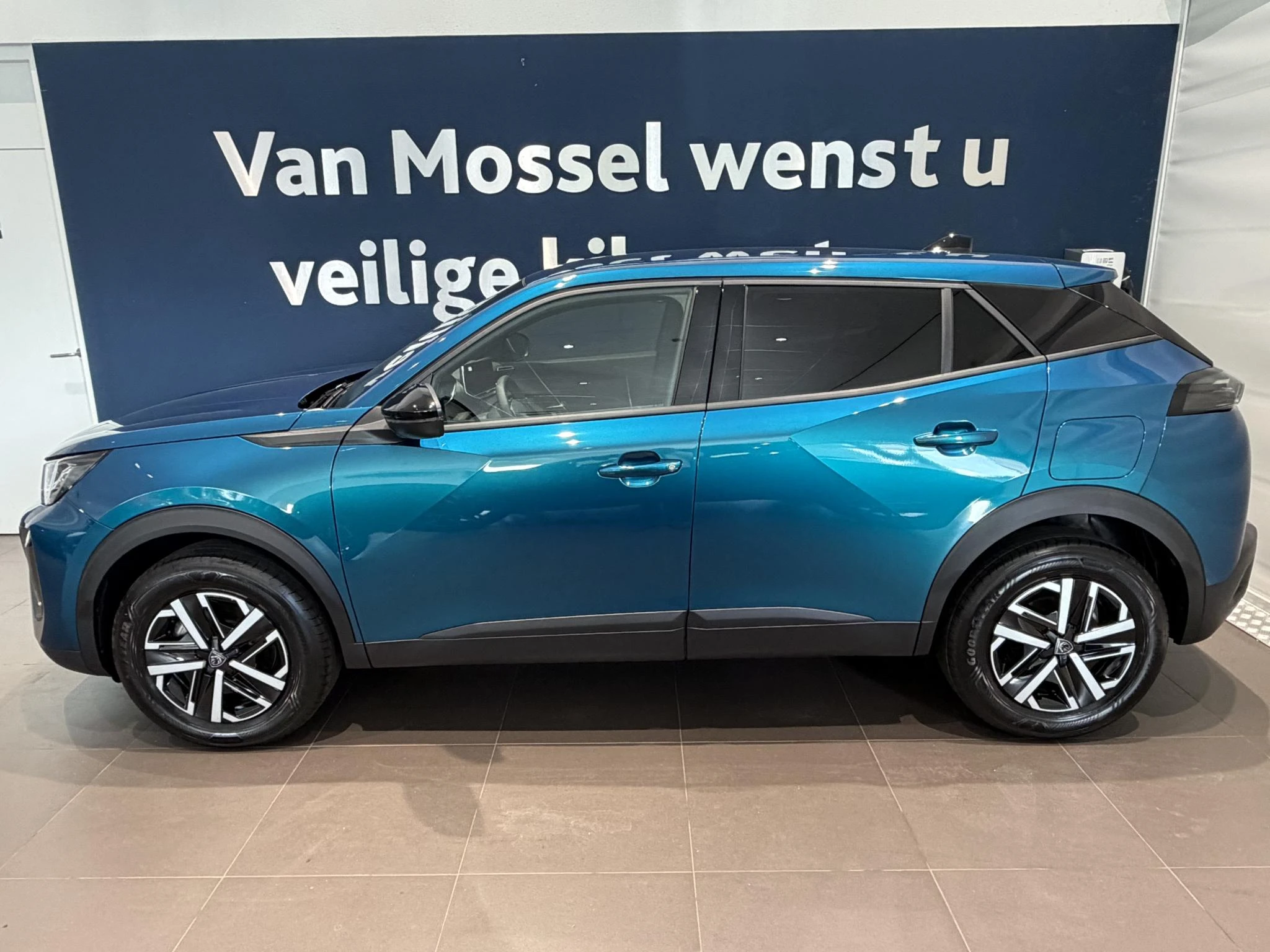 Peugeot-2008-image-3