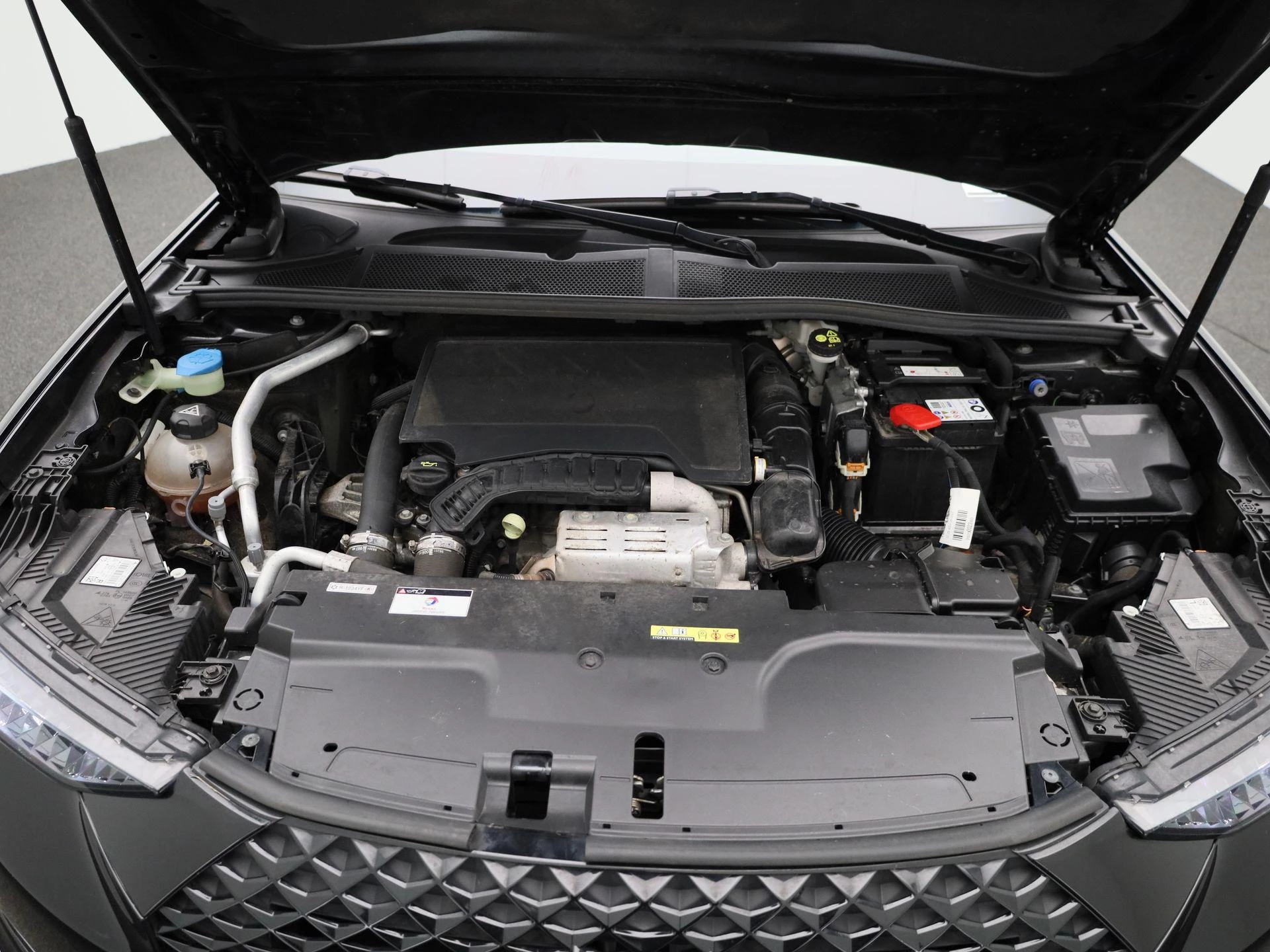 DS DS 4 PureTech 130 Auto Performance Line