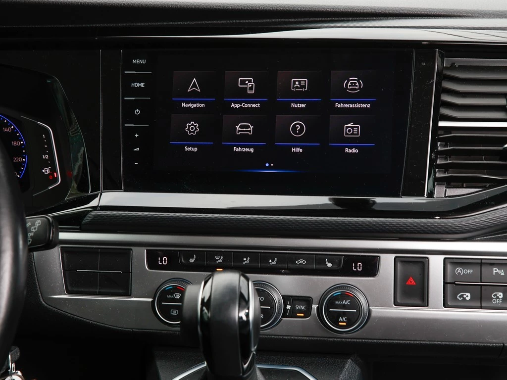 Volkswagen Multivan T6 T6.1 2.0 TDI DSG 4M AHK/Navi