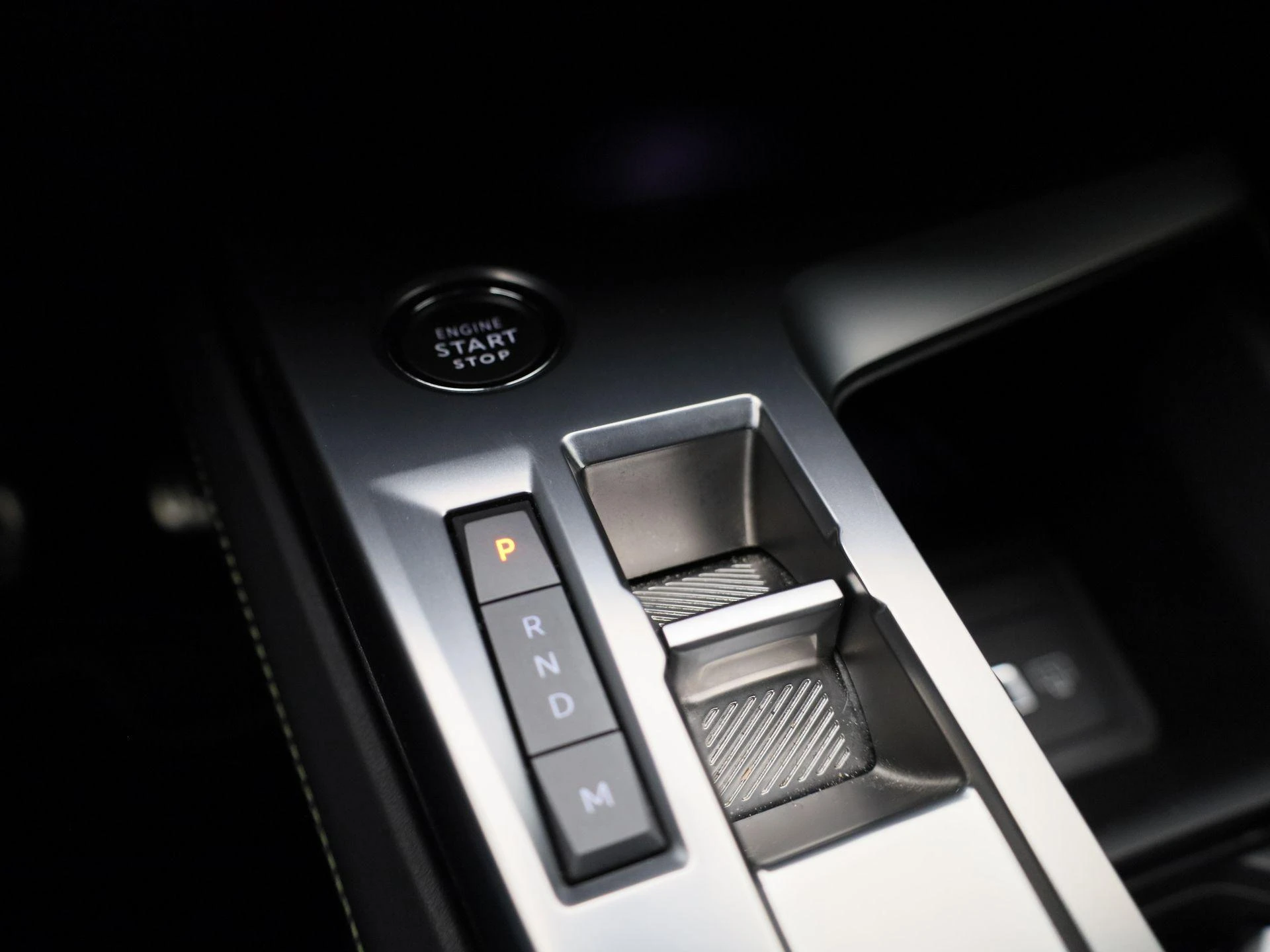 Peugeot-408-image-21