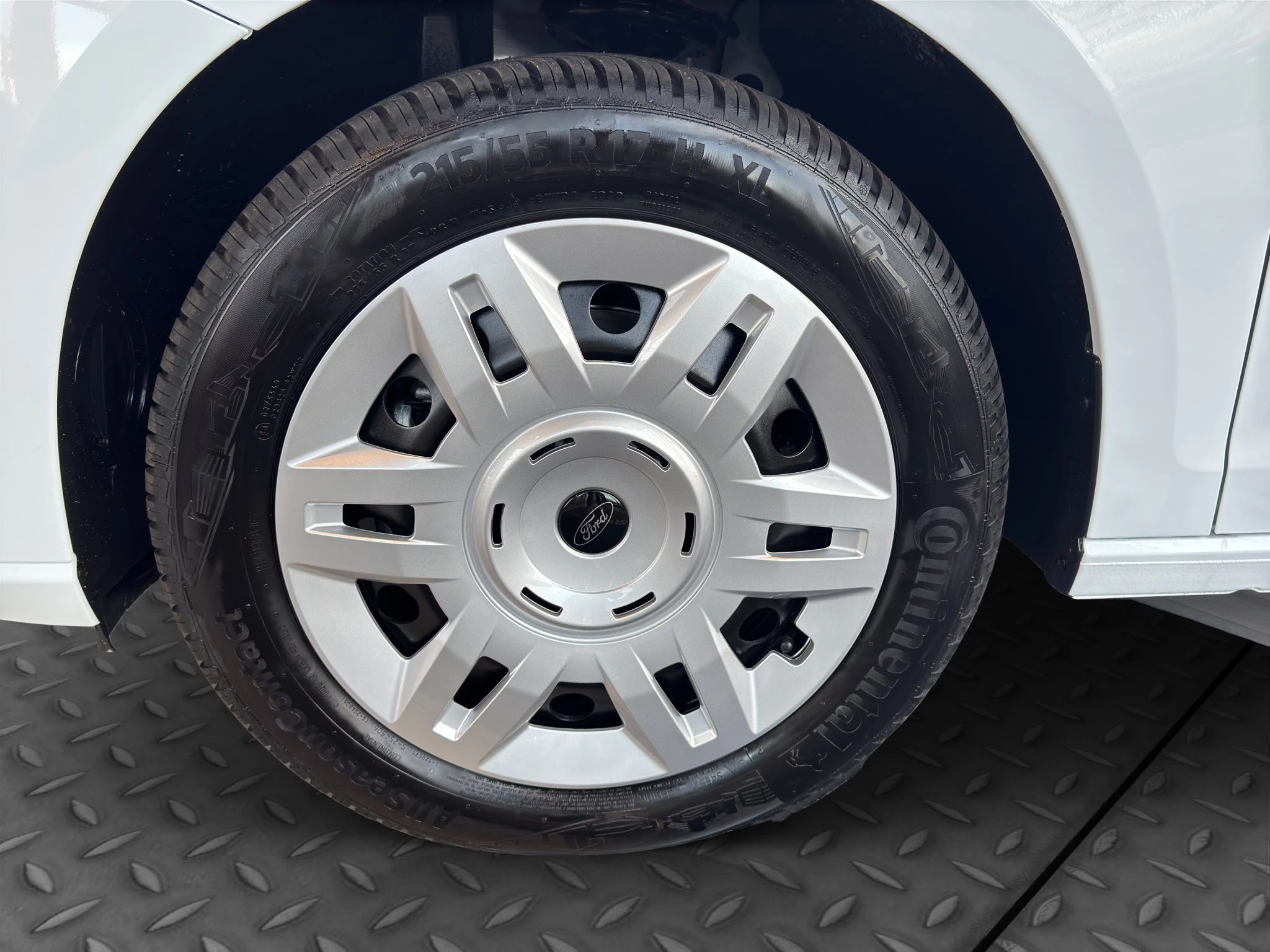 Ford Transit Connect L1 Trend Plug-In Hybrid AUT HOLZBODEN