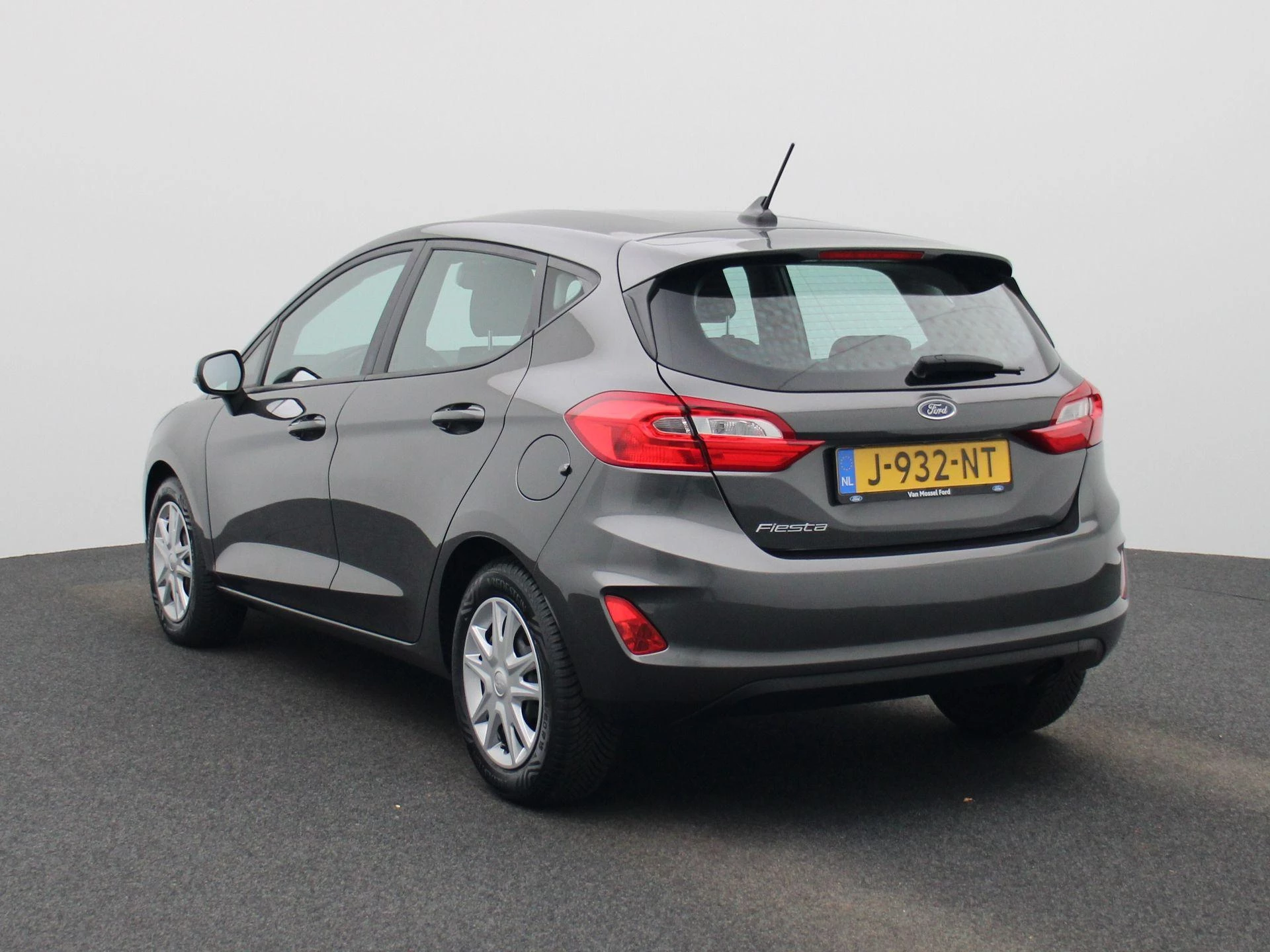 Ford-Fiesta-image-2