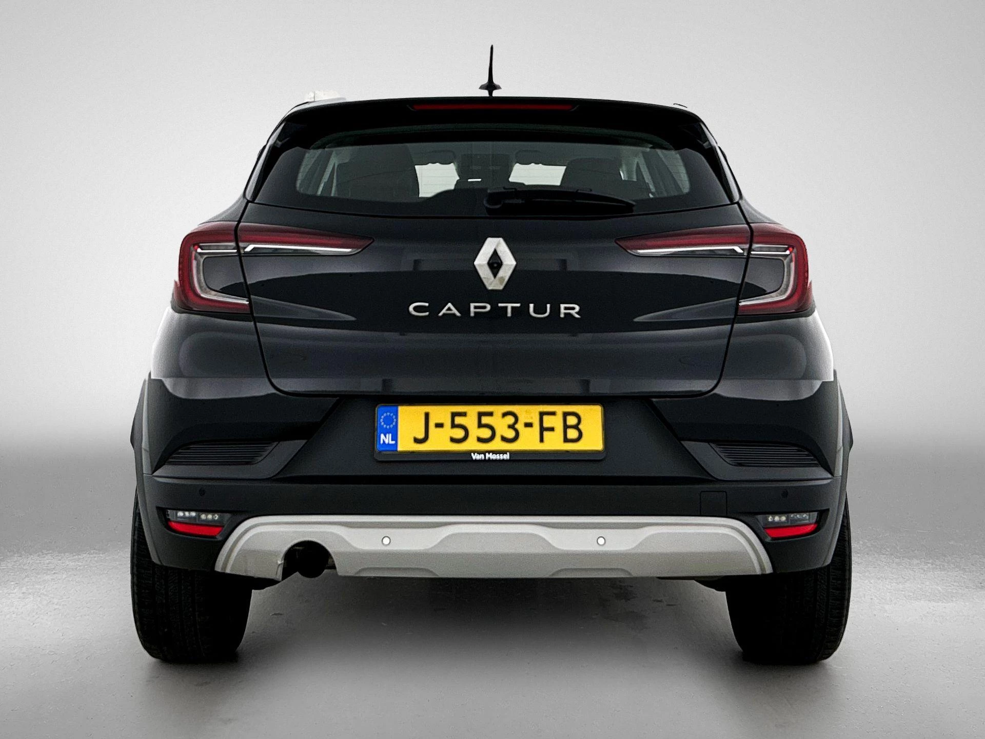 Renault-Captur-image-2