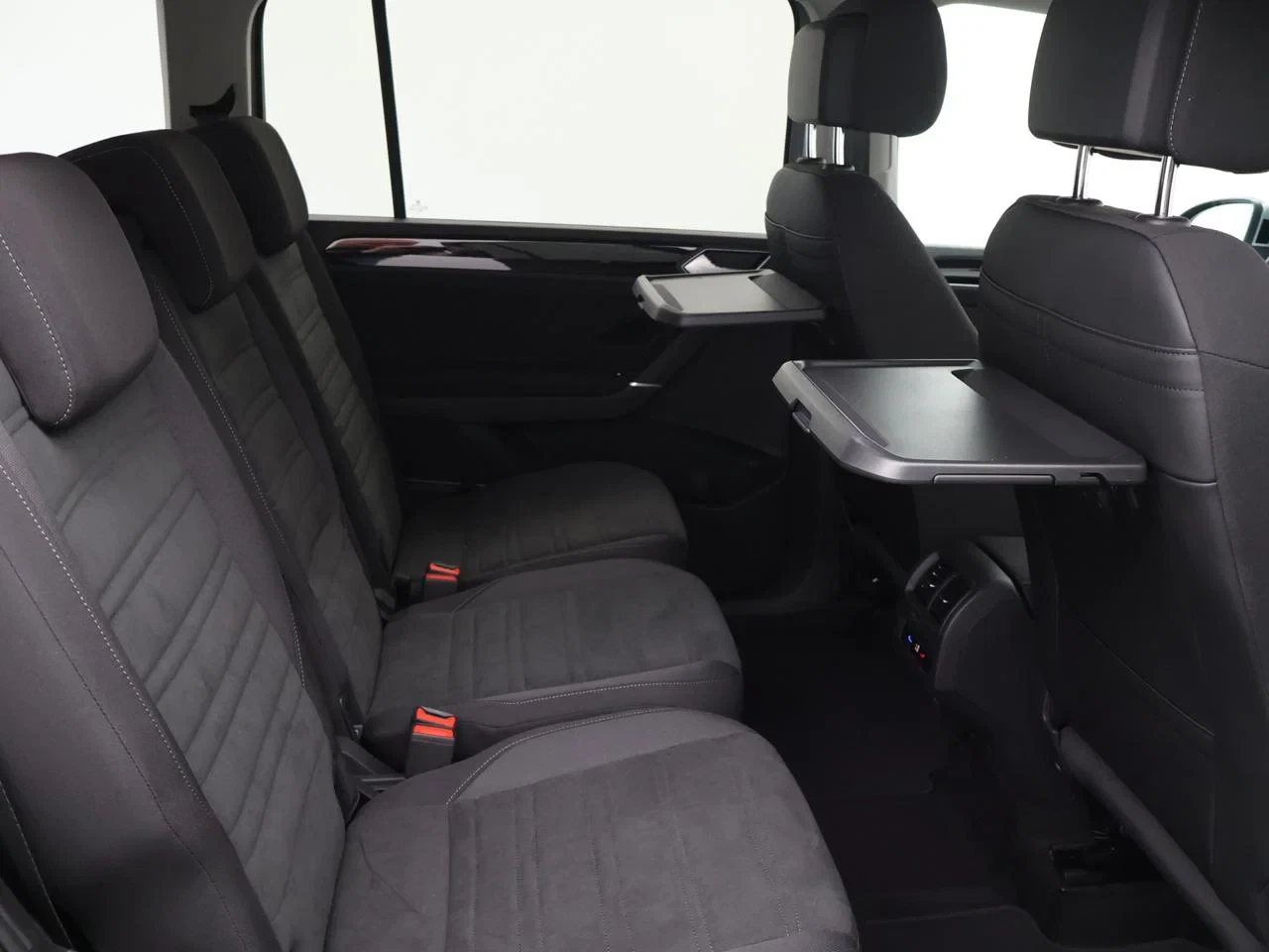 Volkswagen Touran 1.5 TSI Highline Business DSG *DEMO*
