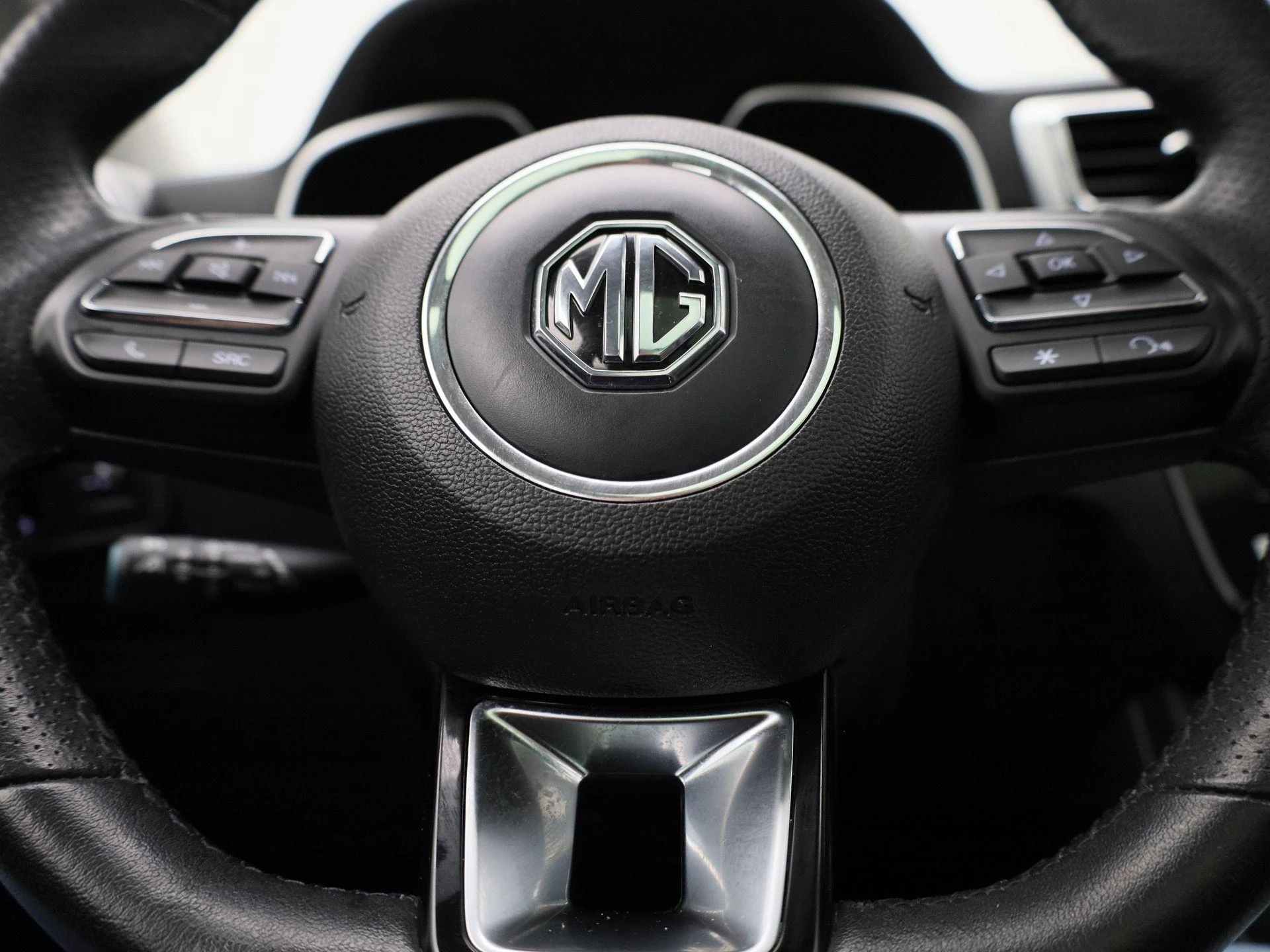 MG-ZS EV-image-27
