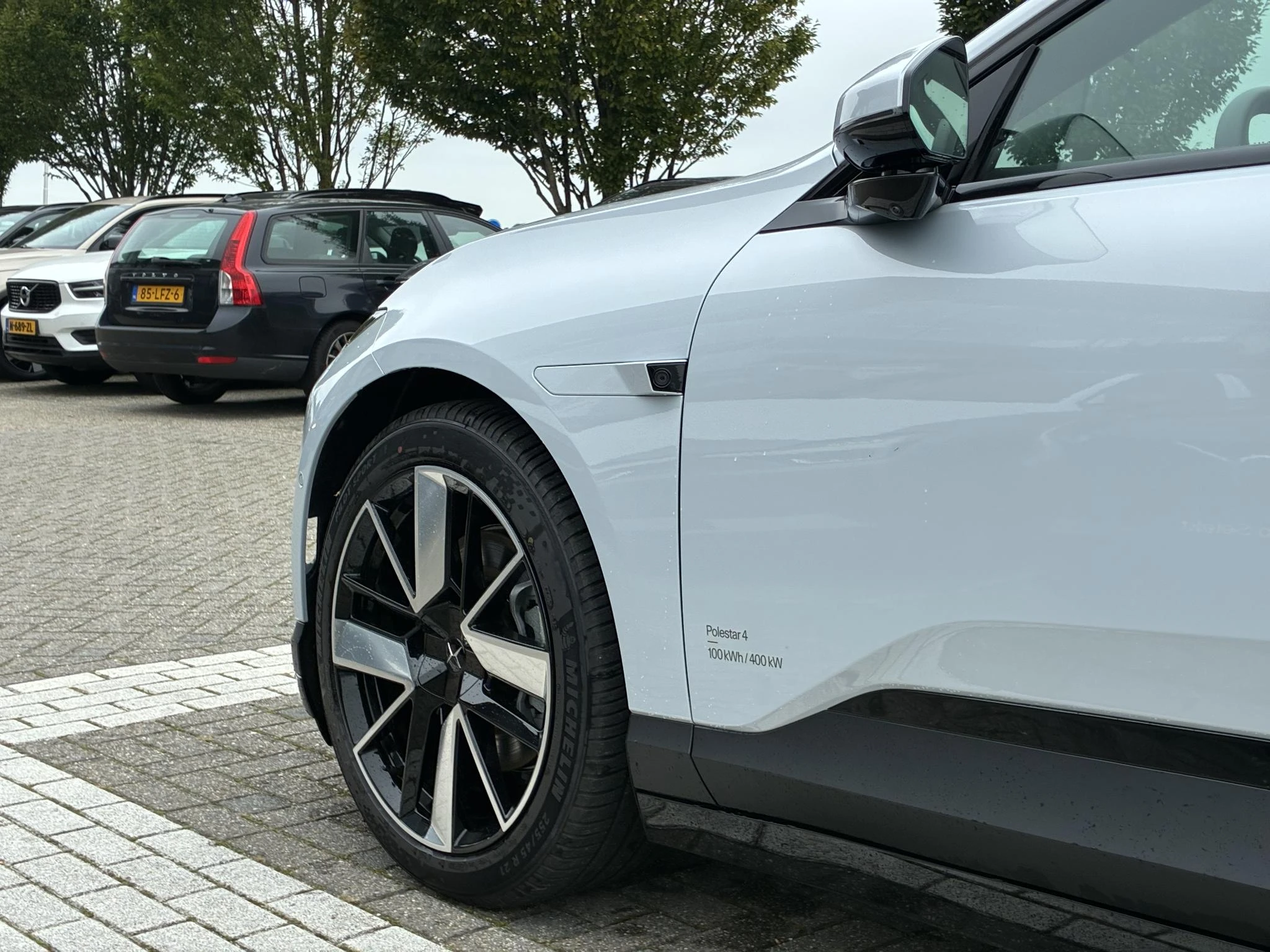 Polestar-4-image-8