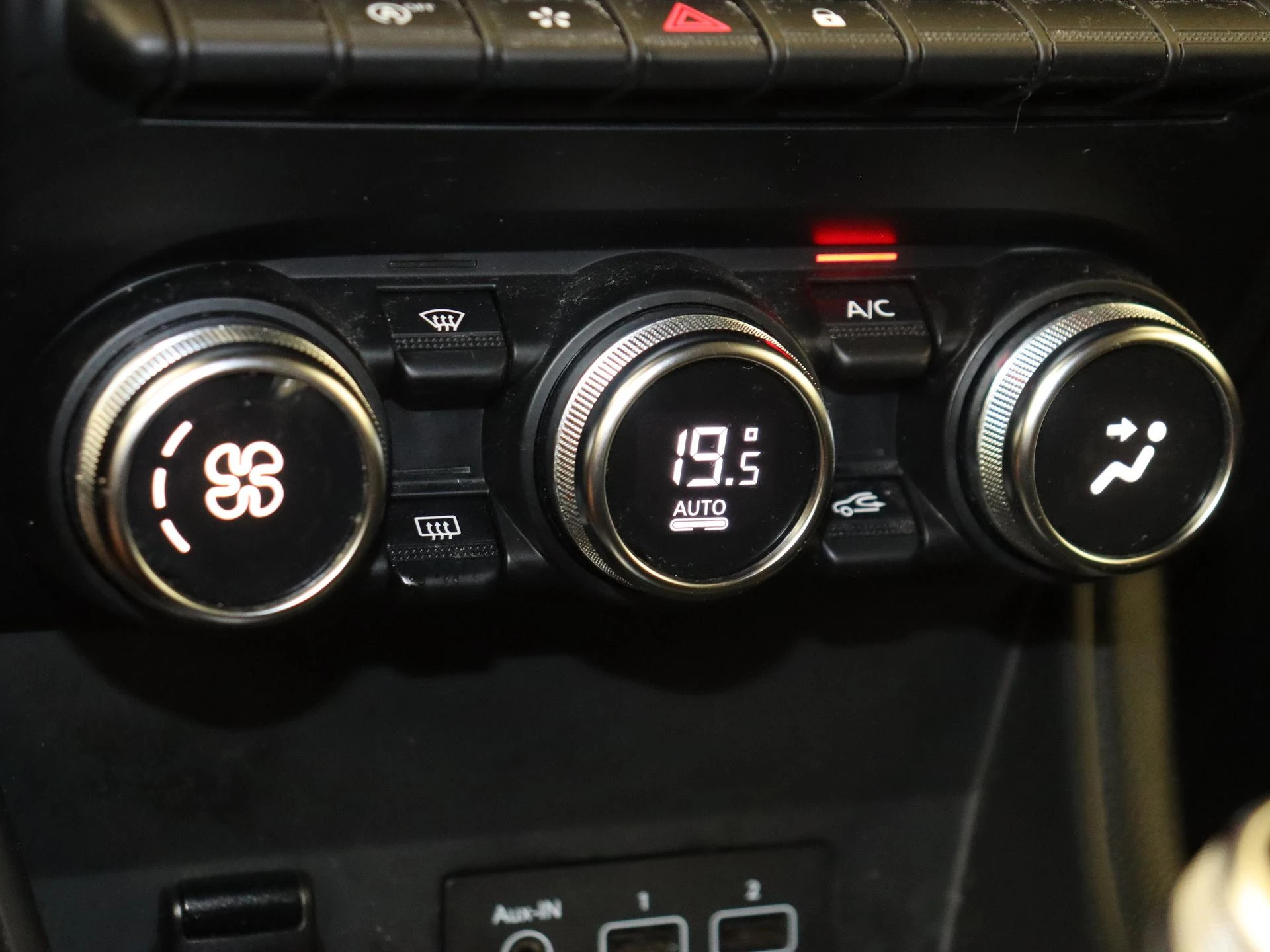Renault-Captur-image-19