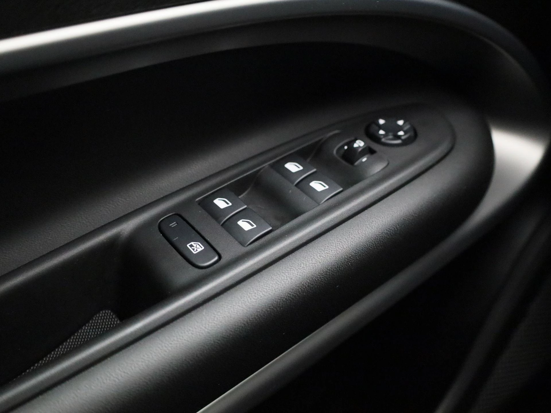 Jeep-Avenger-image-24