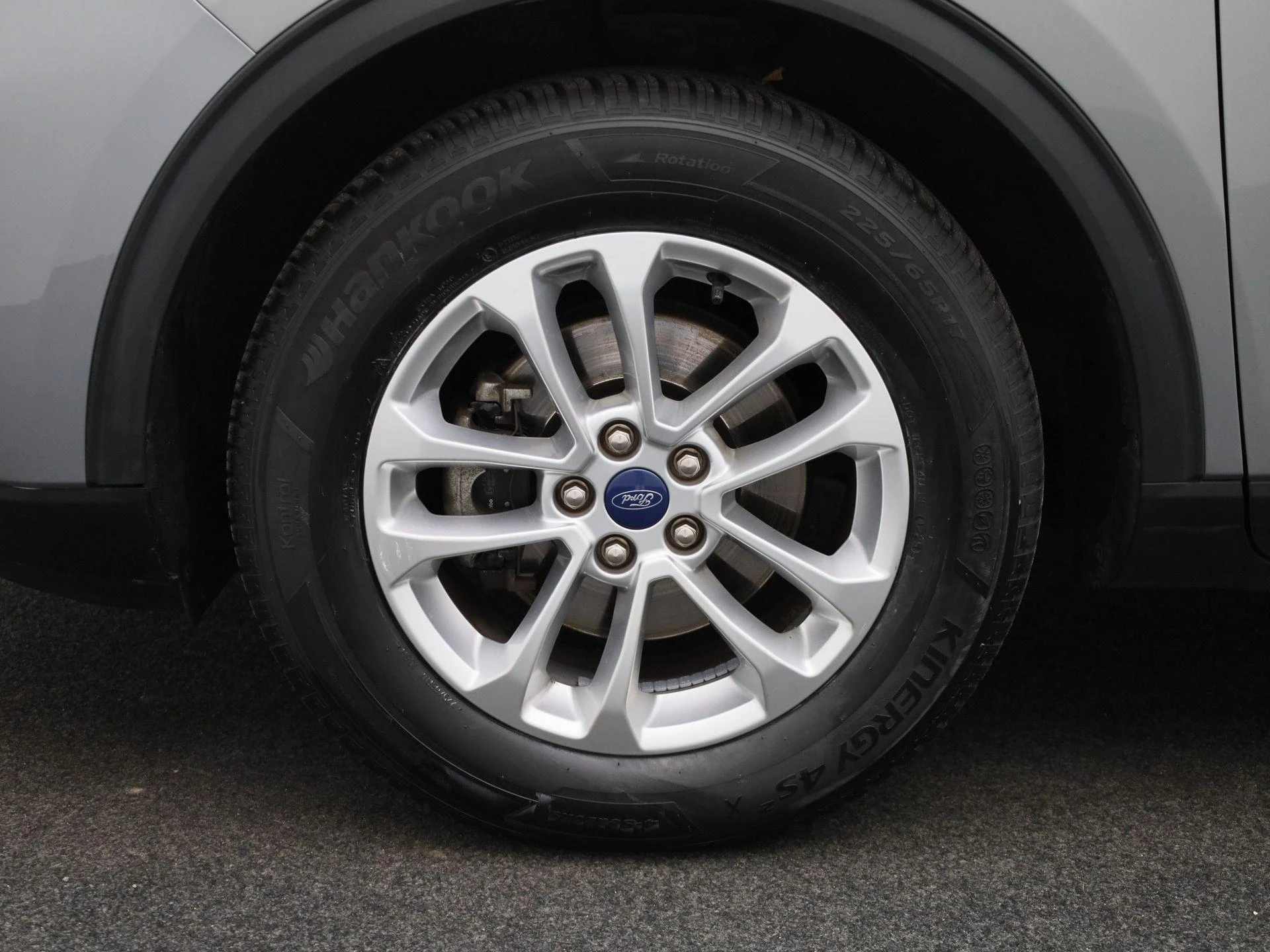 Ford-Kuga-image-12