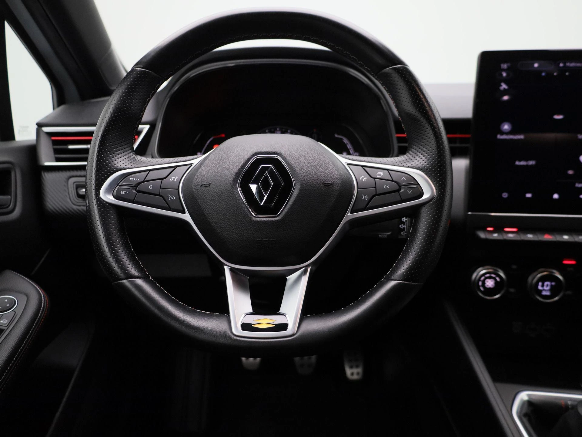Renault-Clio-image-7