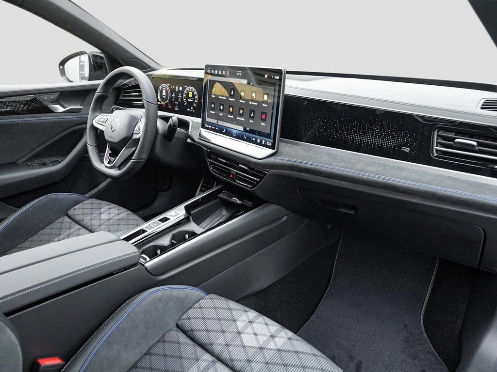 Volkswagen Passat 2,0 l TDI DSG R-line VAL