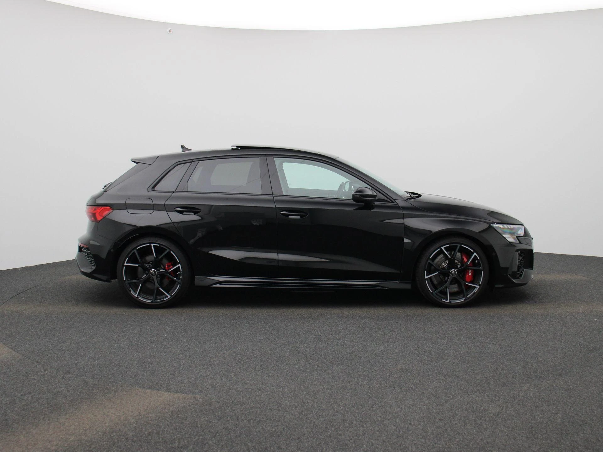 Audi-RS3-image-6
