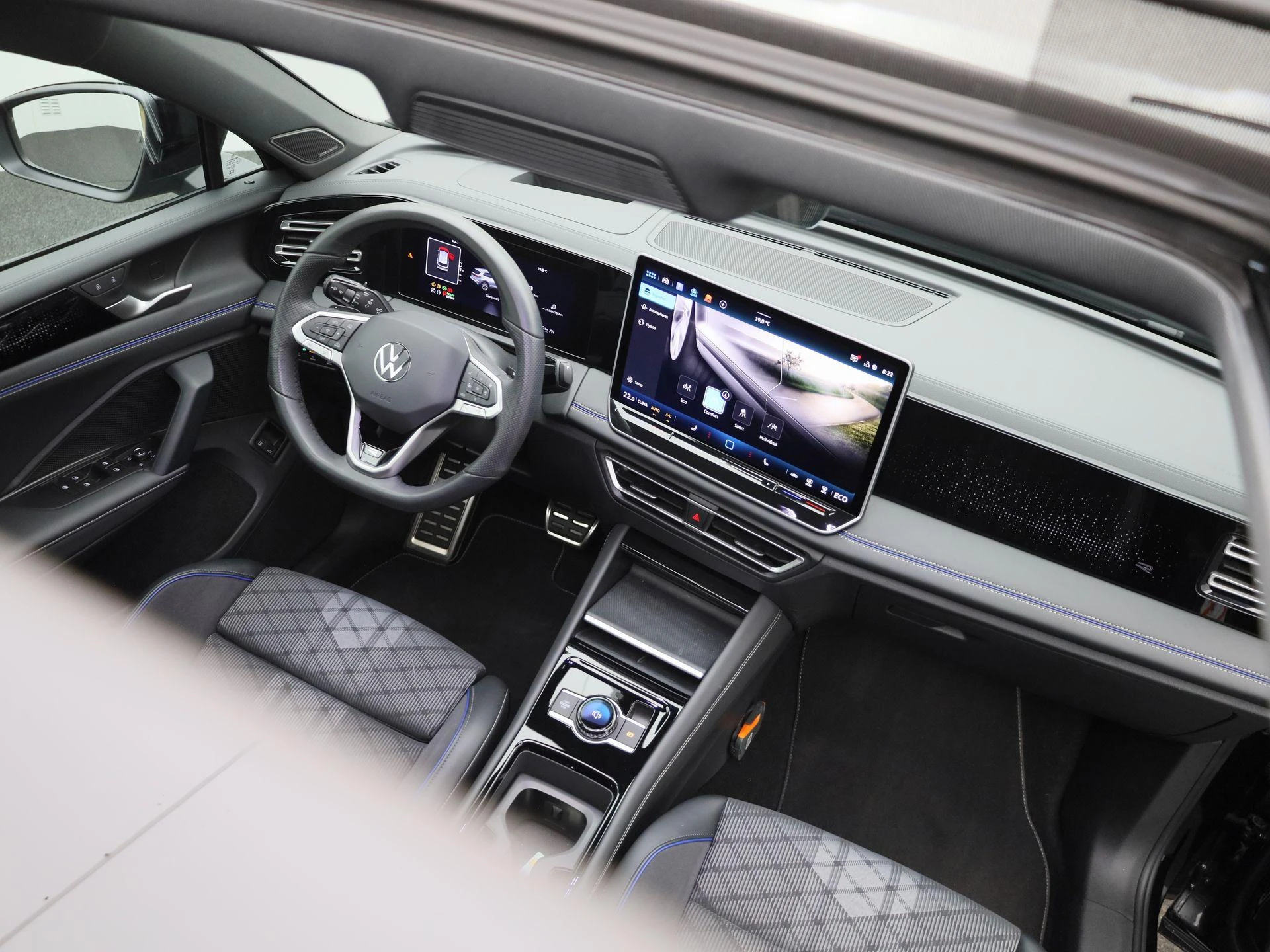 Volkswagen-Tiguan-image-39