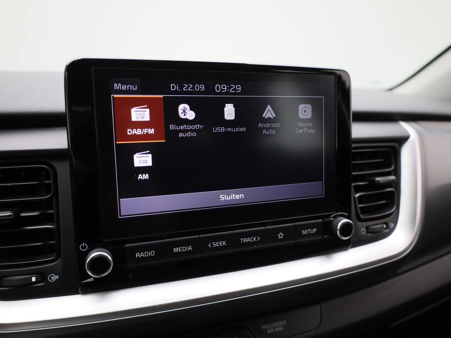 Kia-Stonic-image-21