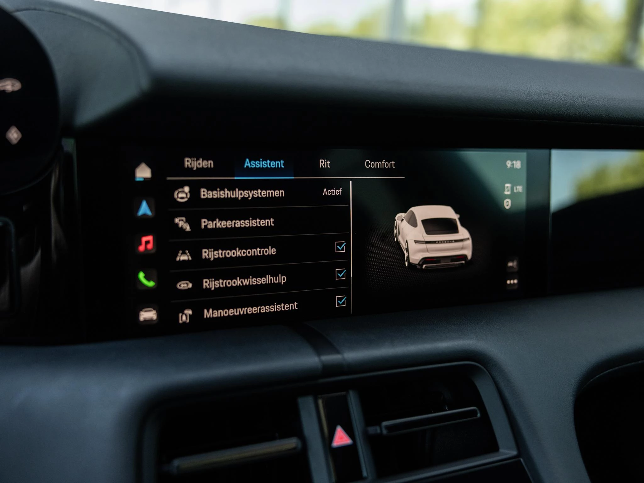 Porsche Taycan Performance 84 kWh
