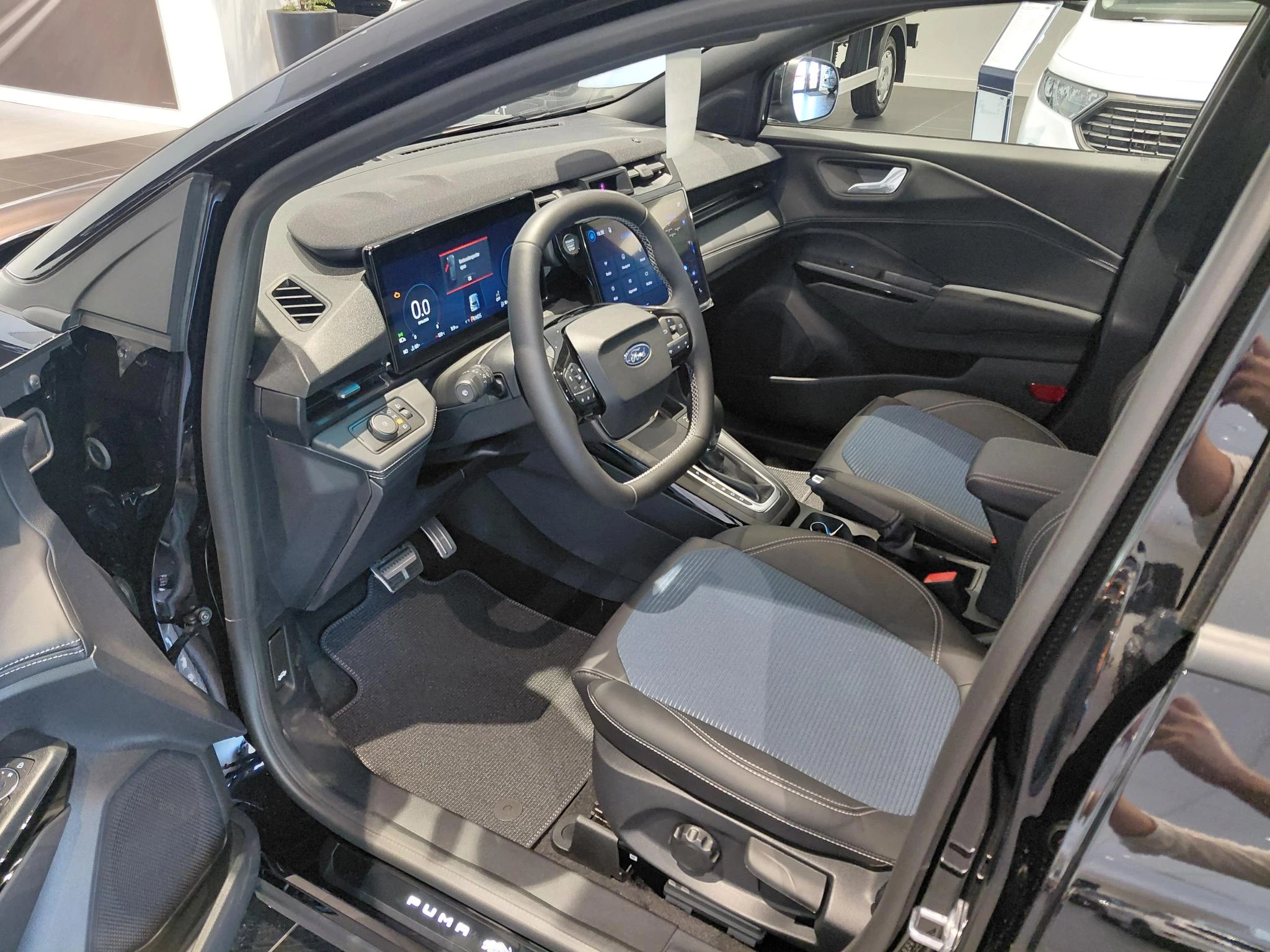 Ford-Puma-image-8