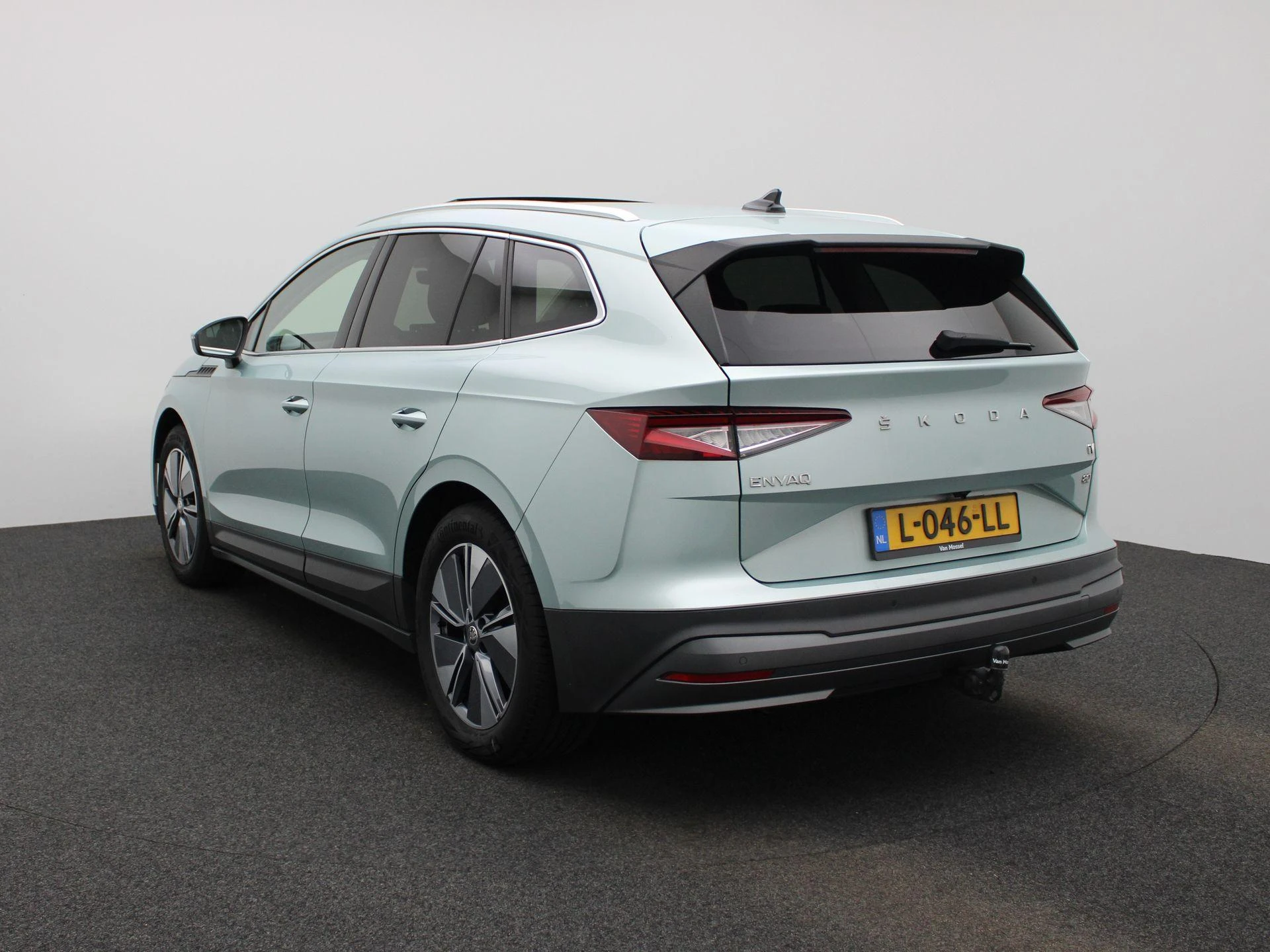 Škoda-Enyaq iV-image-1